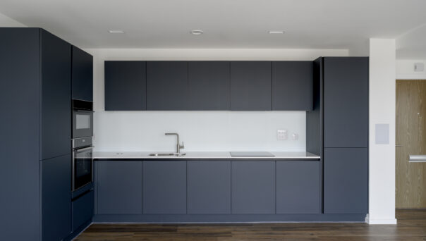 Notting-Hill-Apartment-For-Rent-19-Wheatstone-Gardens-3_Lo