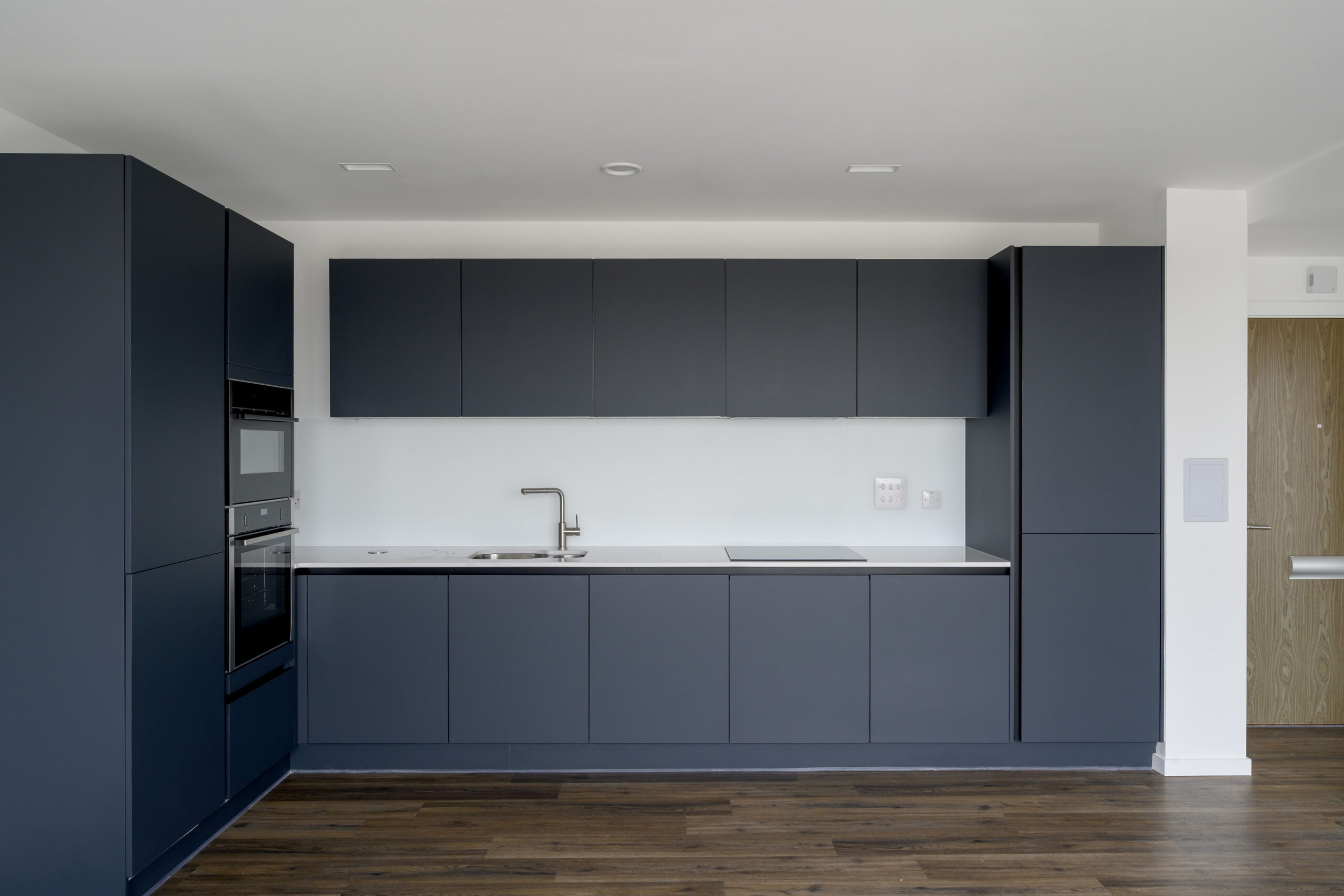 Notting-Hill-Apartment-For-Rent-19-Wheatstone-Gardens-3_Lo