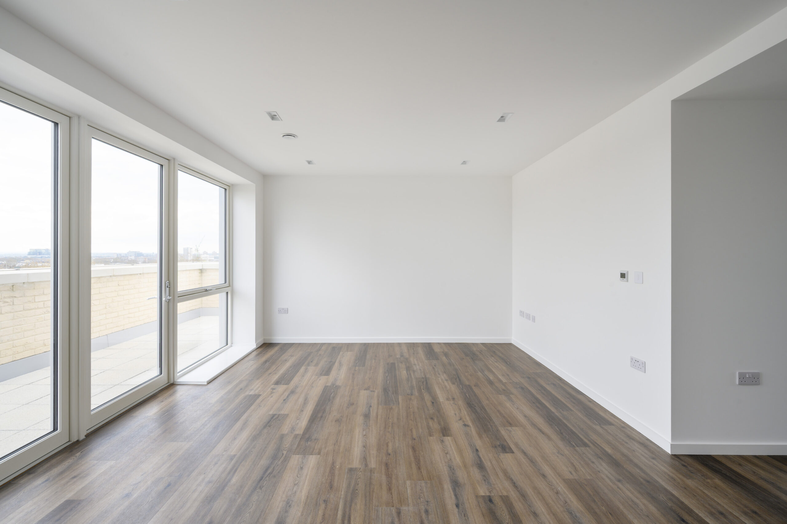 Notting-Hill-Apartment-For-Rent-20-Wheatstone-Gardens-9_Lo