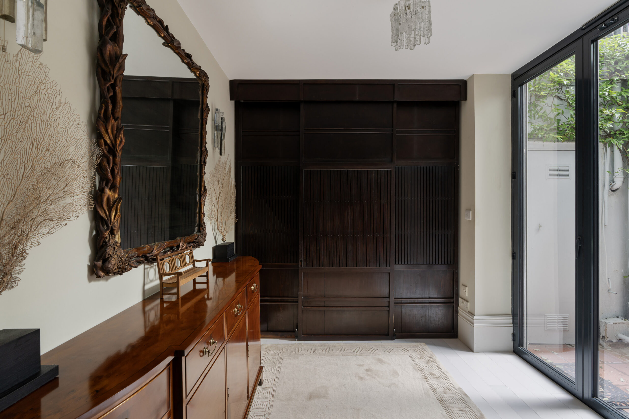 Notting-Hill-Apartment-For-Rent-Arundel-Gardens-20_Lo