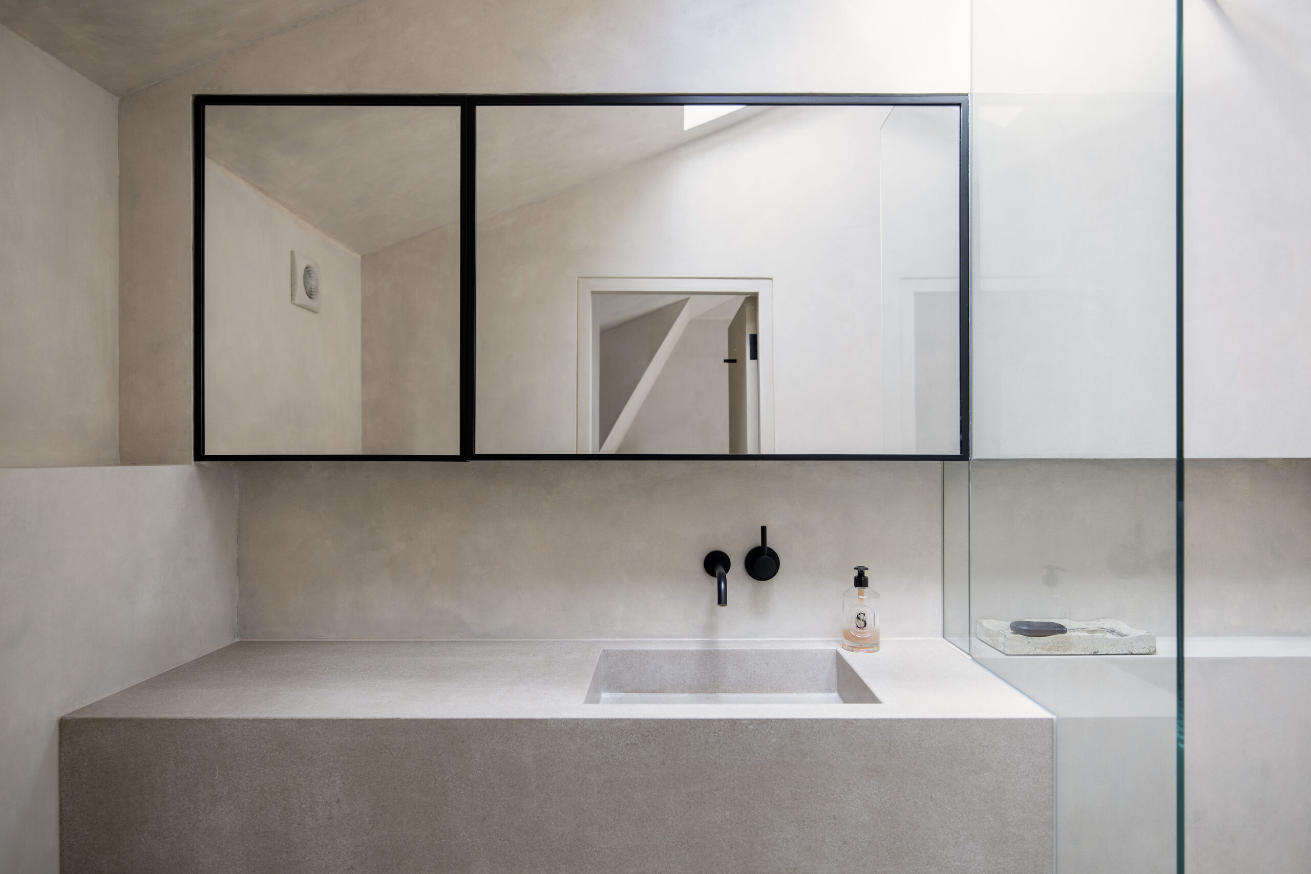 Notting-Hill-Apartment-For-Rent-Blenheim-Crescent (23)