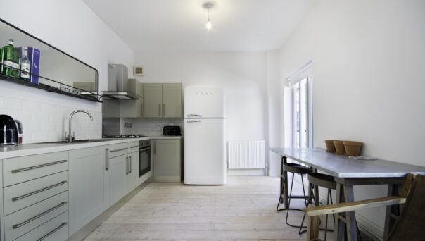 Notting-Hill-Apartment-For-Rent-Elgin-Crescent (5)