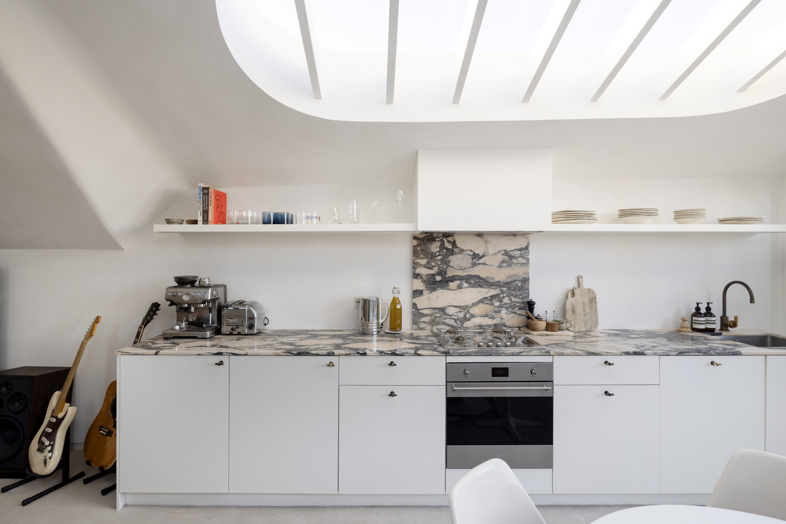 Notting-Hill-Apartment-For-Rent-Golborne-Road-6_Lo