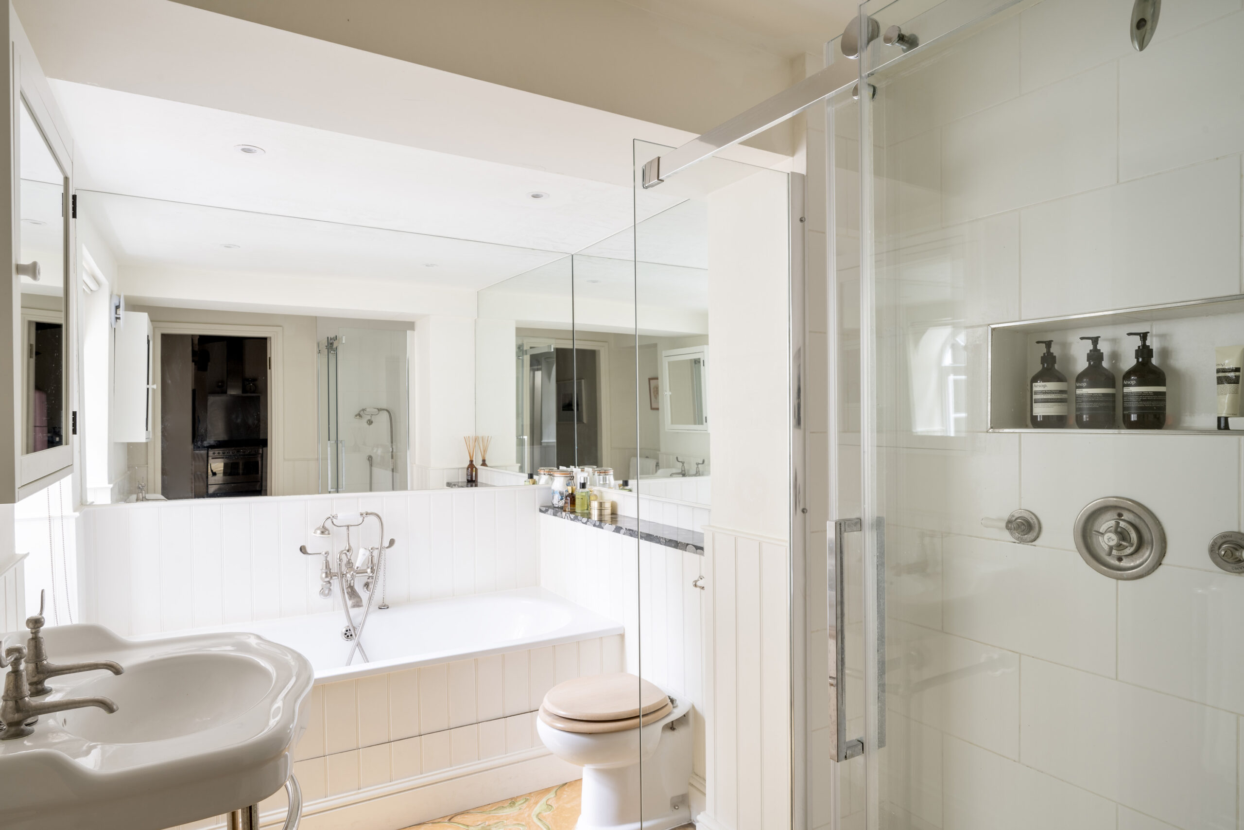 Notting-Hill-Apartment-For-Rent-Kensington-Park-Gardens-13_Lo