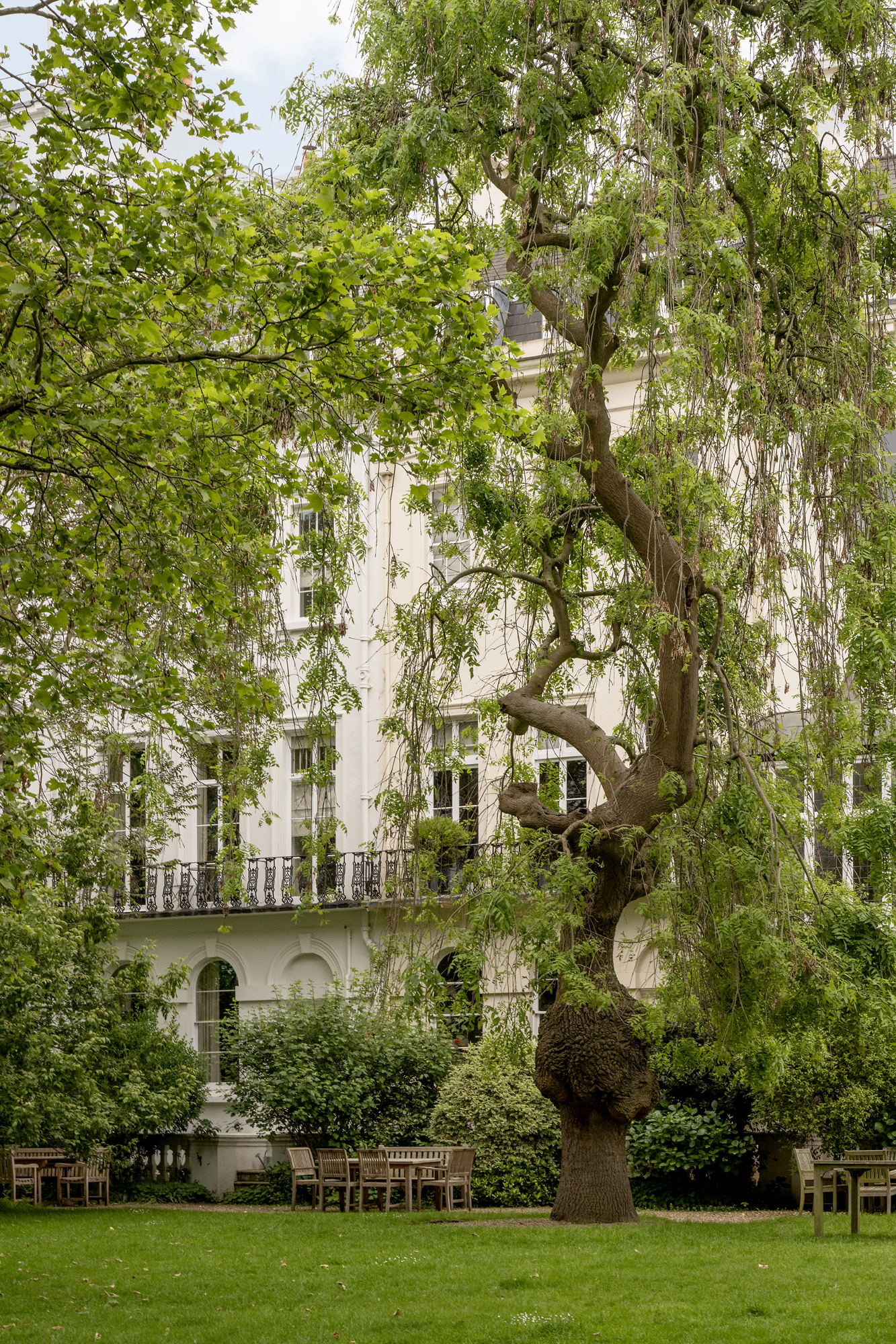 Notting-Hill-Apartment-For-Rent-Kensington-Park-Gardens-26_Lo (2)