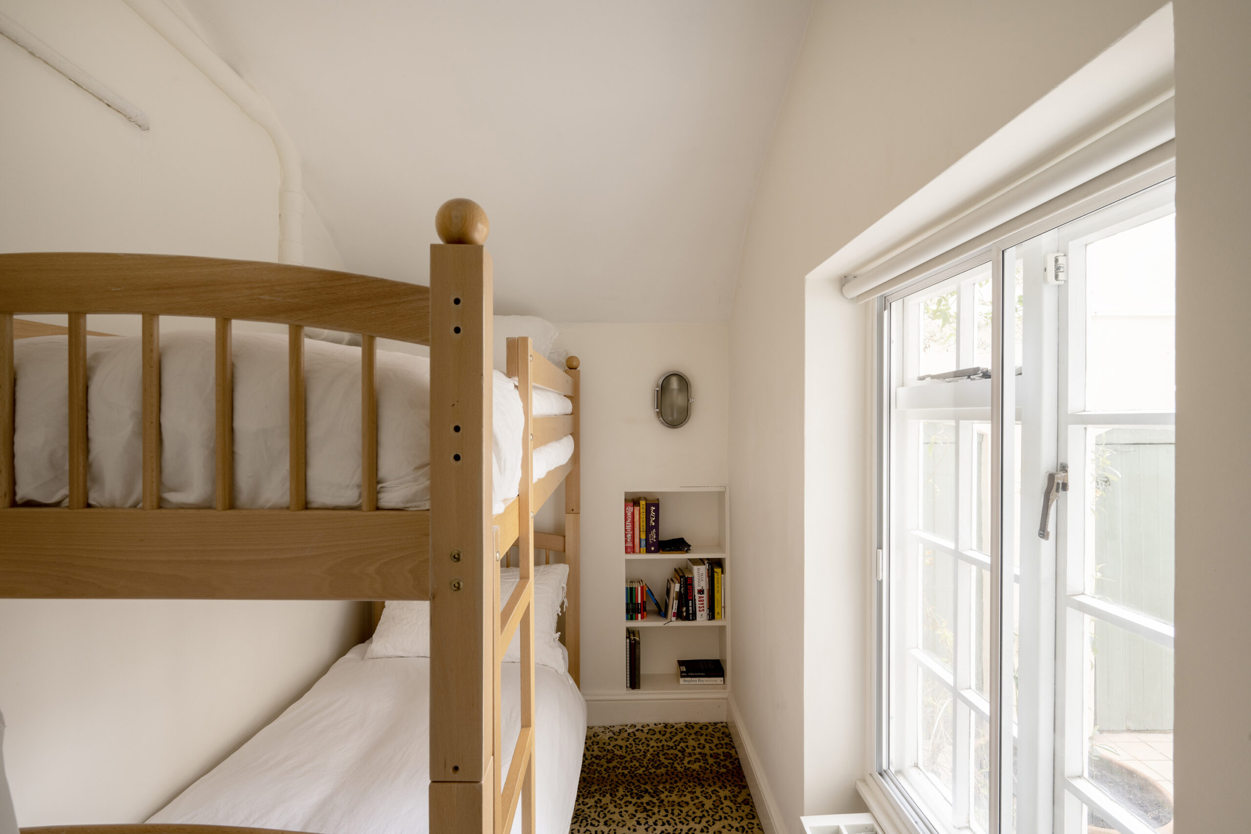 Notting-Hill-Apartment-For-Rent-Kensington-Park-Gardens-6_Lo