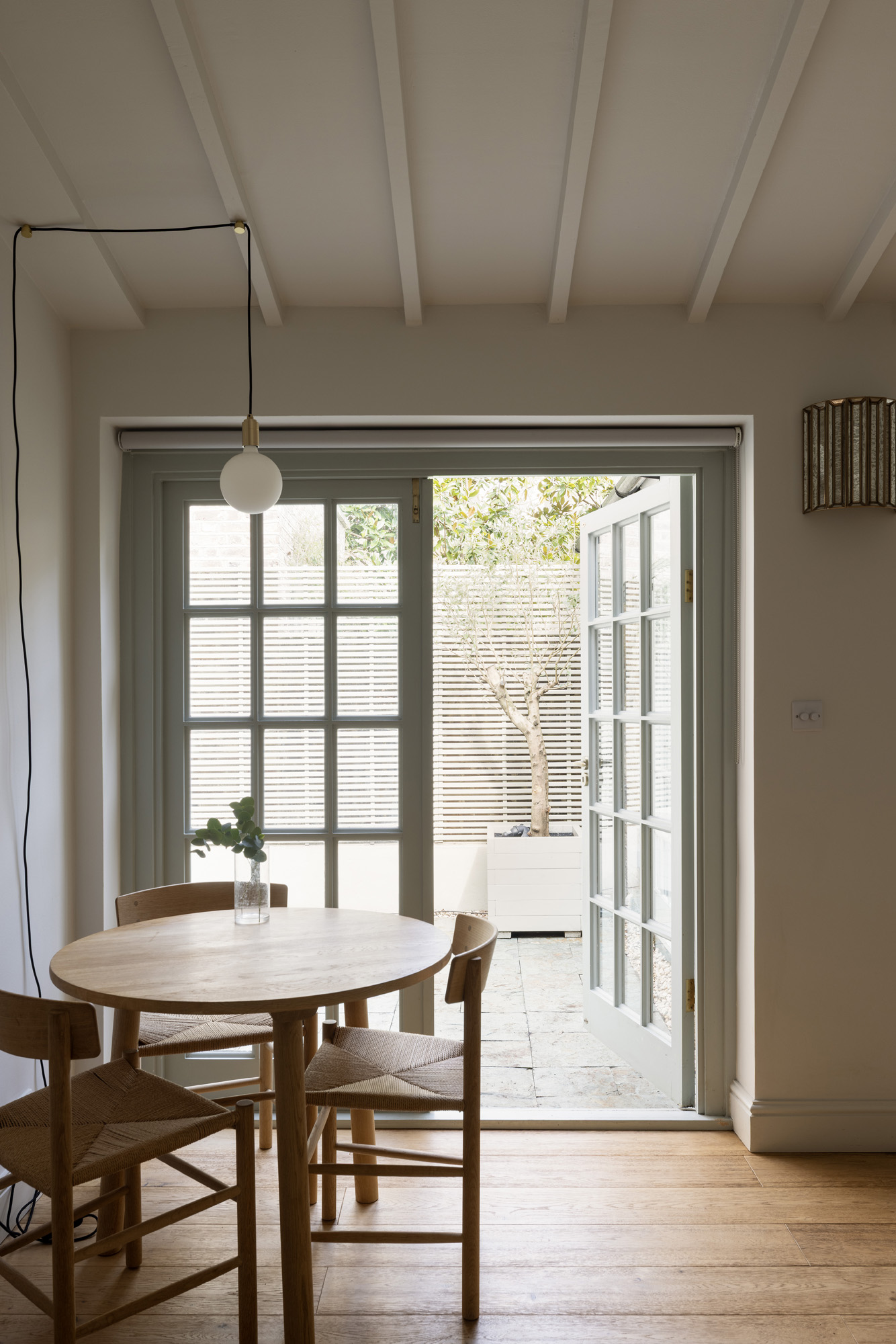 Notting-Hill-Apartment-For-Rent-Ladbroke-Grove-1_Lo