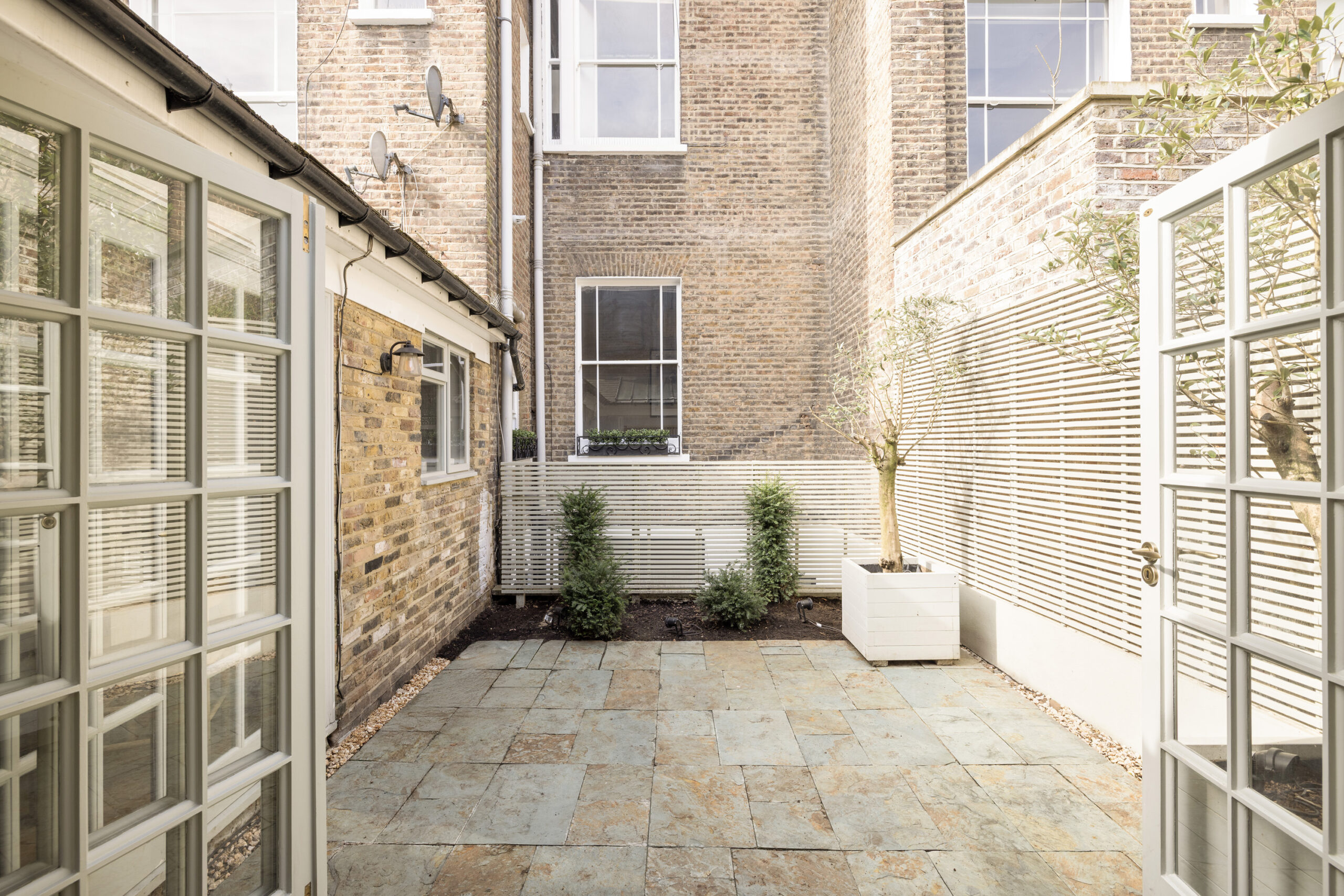 Notting-Hill-Apartment-For-Rent-Ladbroke-Grove-5_Lo – Copy