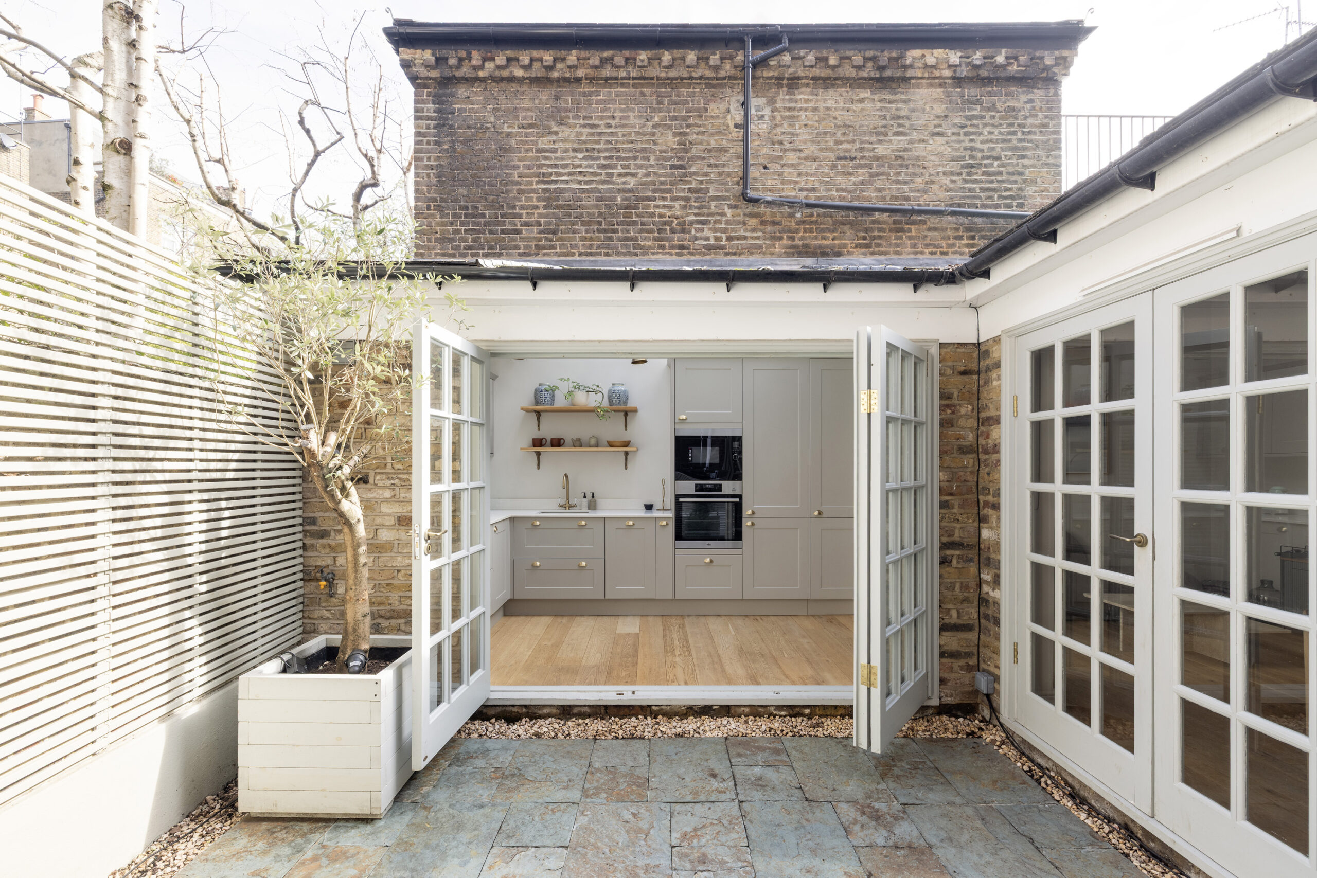 Notting-Hill-Apartment-For-Rent-Ladbroke-Grove-6_Lo – Copy