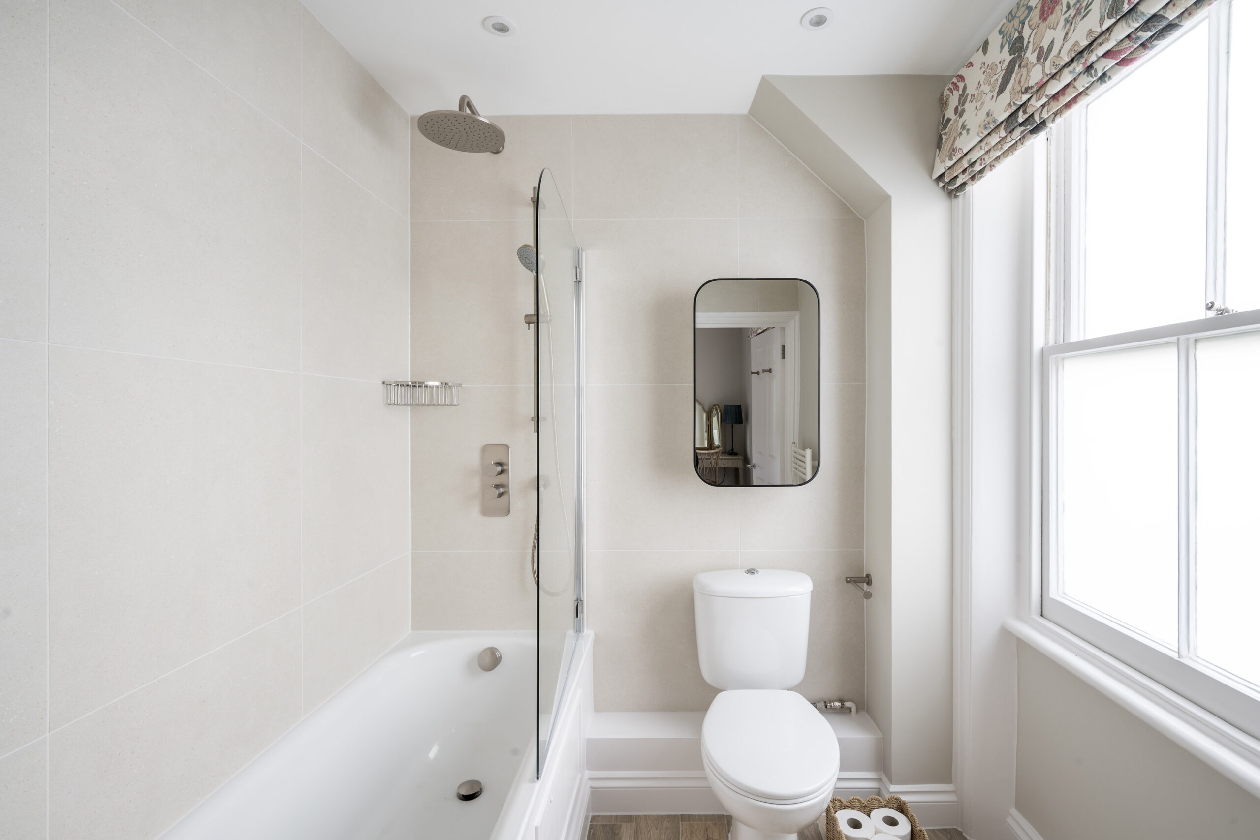 Monmouth Place Apartment To Rent in Notting Hill W2