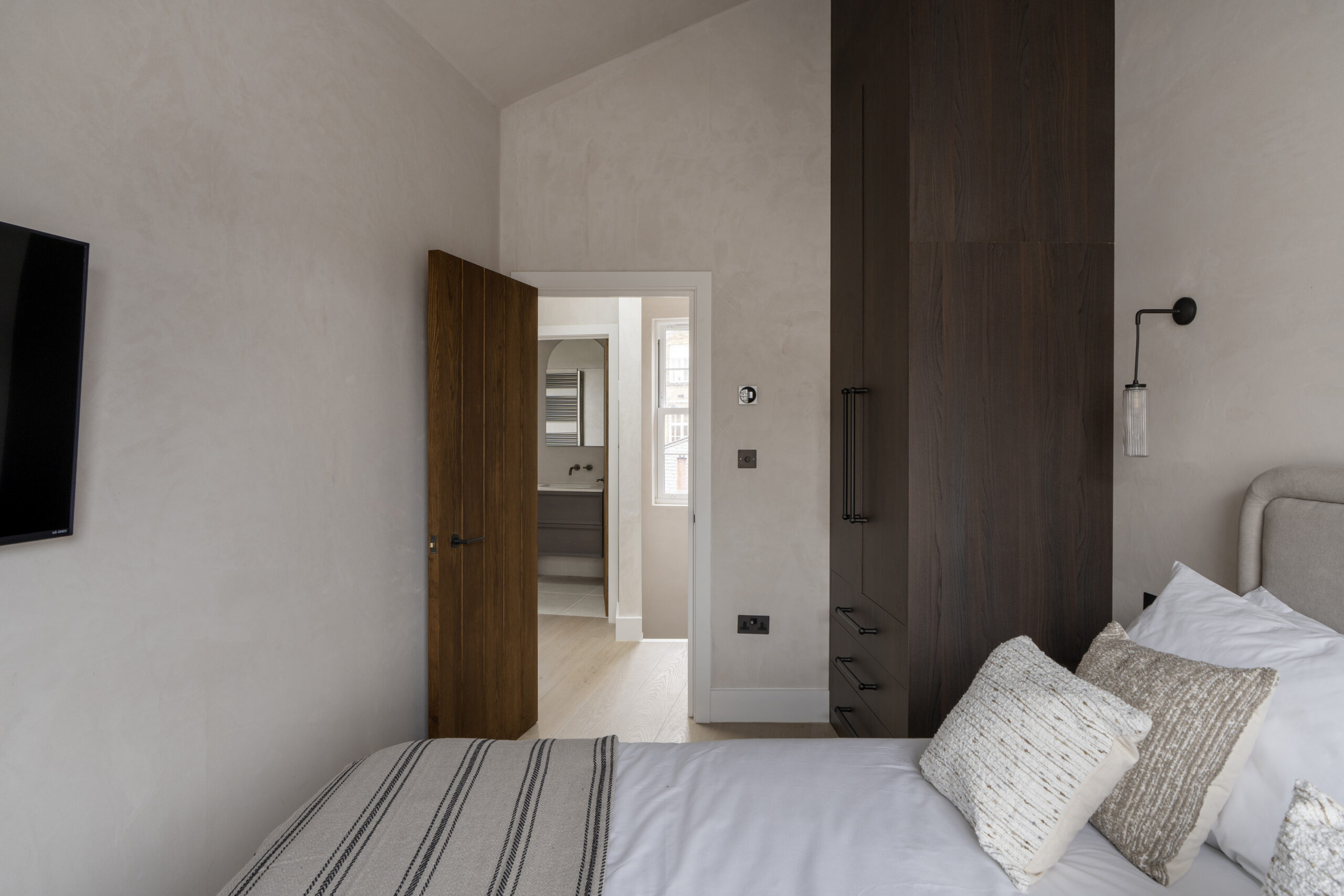 Notting-Hill-Apartment-For-Rent-Pembridge-Road-13_Lo