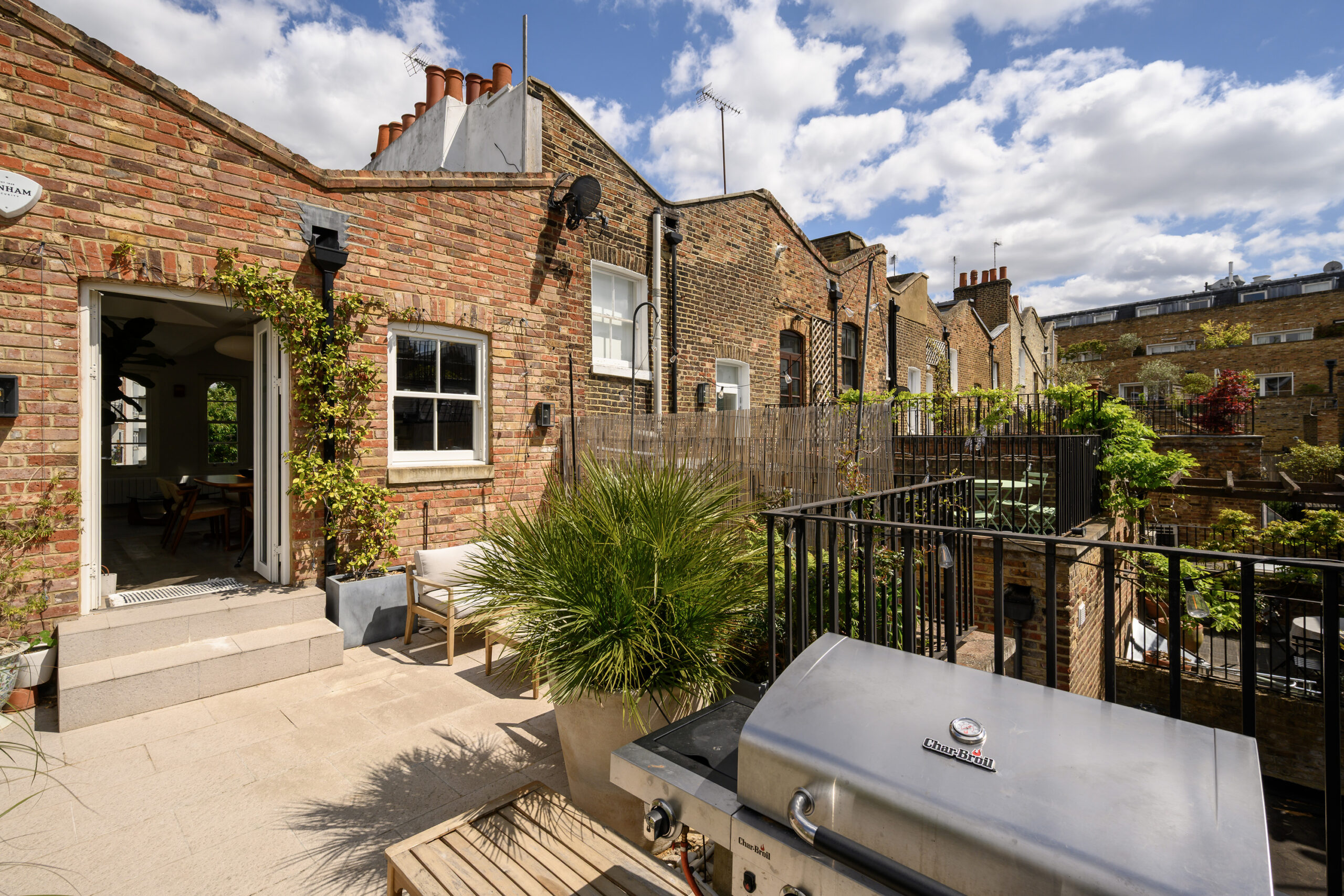 Notting-Hill-Apartment-For-Rent-Portobello-Road-19