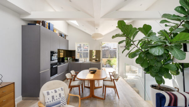 Notting-Hill-Apartment-For-Rent-Portobello-Road-20