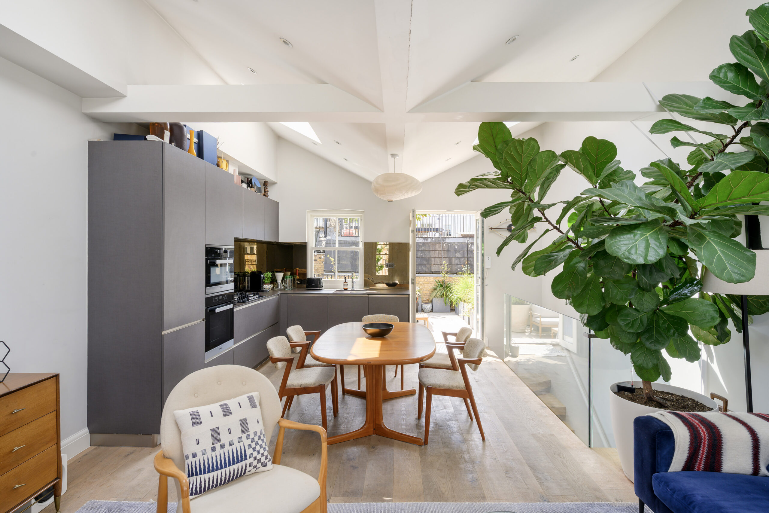 Notting-Hill-Apartment-For-Rent-Portobello-Road-20