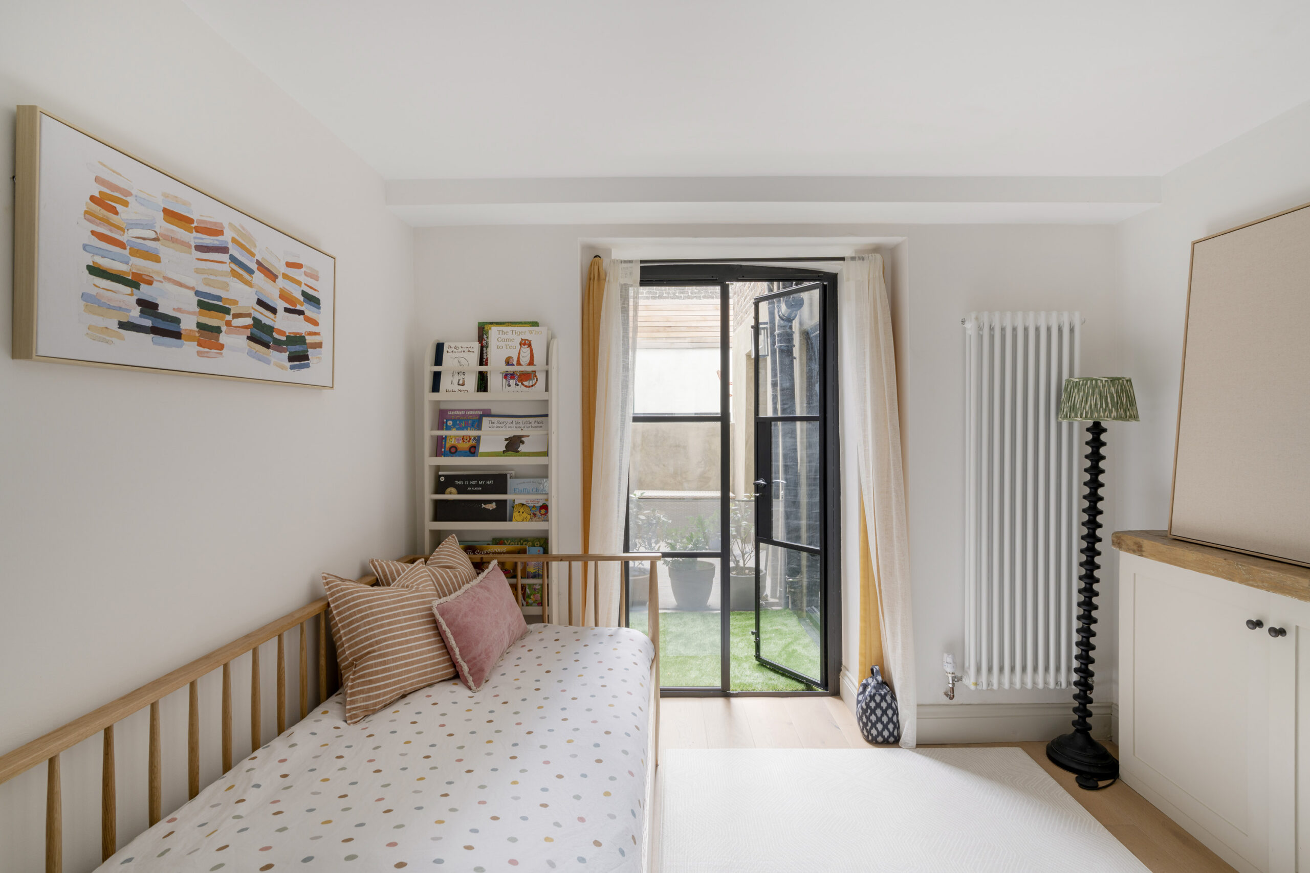 Notting-Hill-Apartment-For-Rent-St-Stephen’s-Gardens-30_Lo