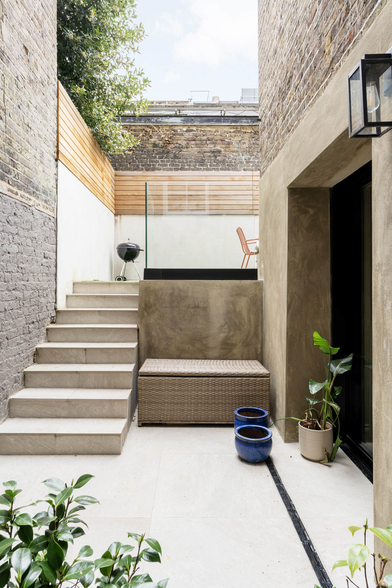 Notting-Hill-Apartment-For-Rent-St-Stephen’s-Gardens-32_Lo