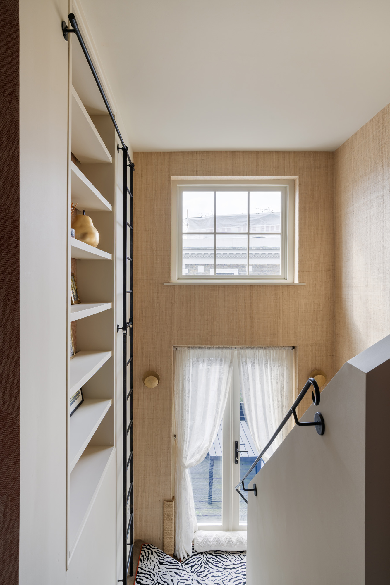 Notting-Hill-Apartment-For-Rent-Westbourne-Gardens-16_Lo