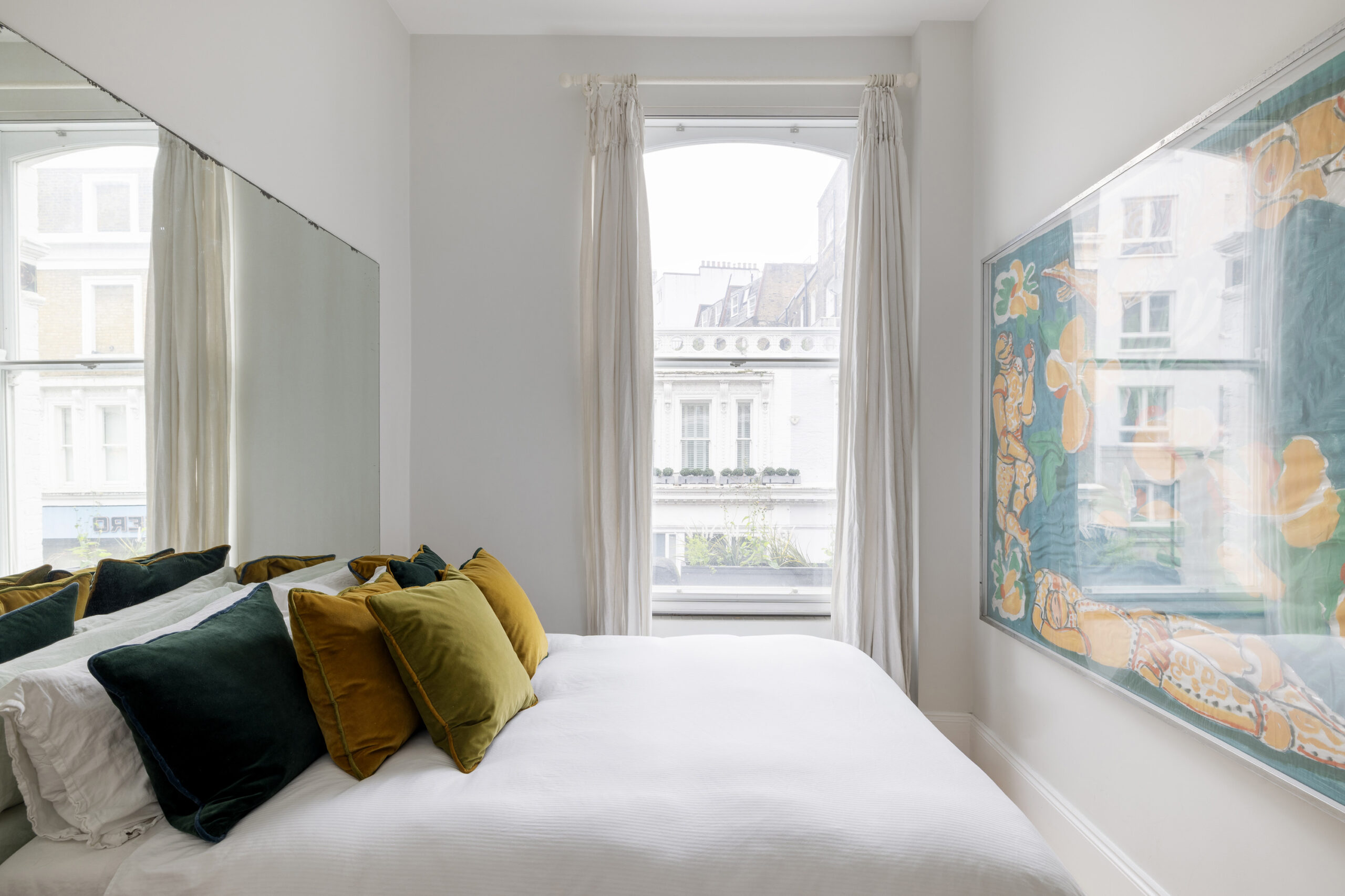 Notting-Hill-Apartment-For-Rent-Westbourne-Grove-1_Lo