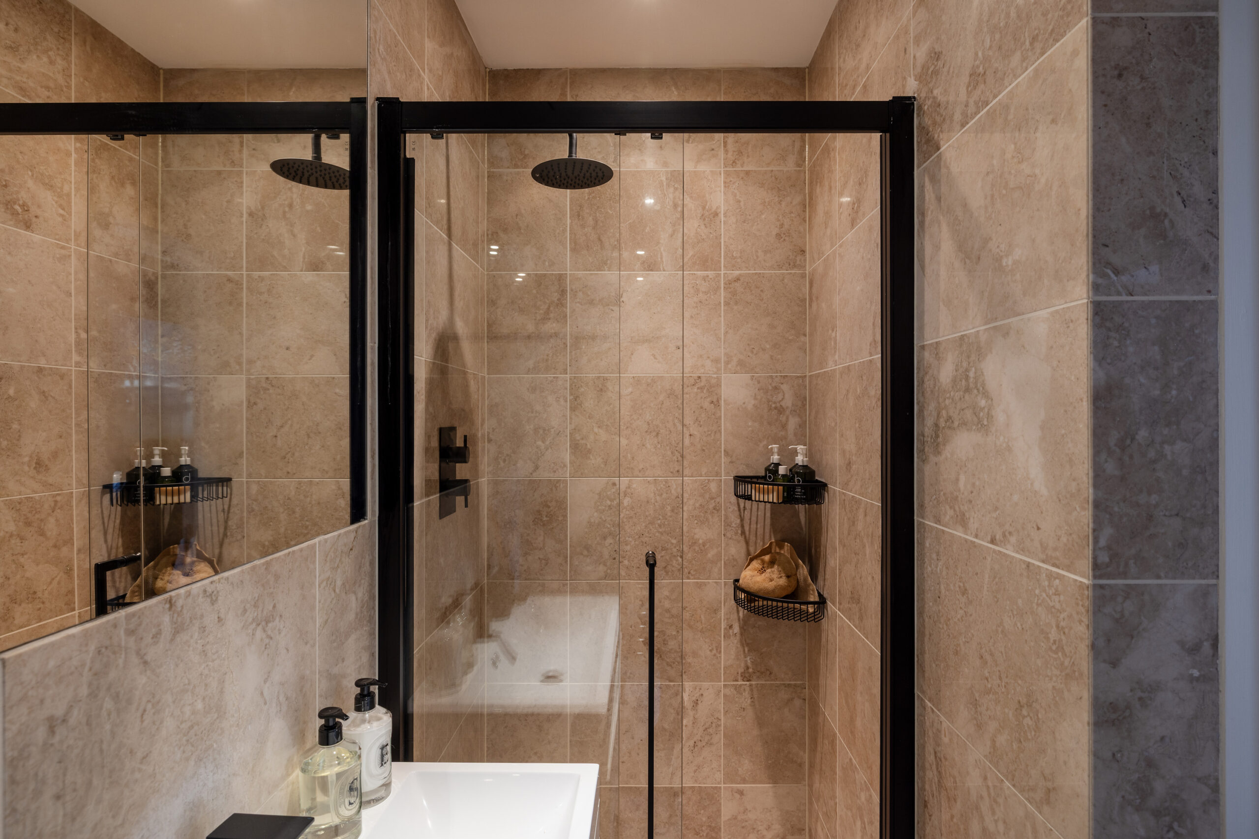 Notting-Hill-Apartment-For-Rent-Westbourne-Grove-6_Lo