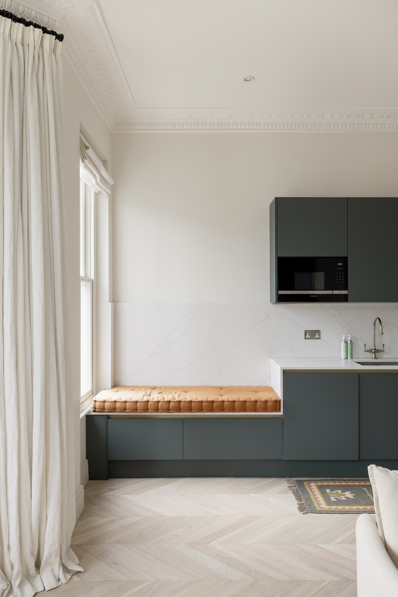 Notting-Hill-Apartment-For-Rent-Westbourne-Park-Road-12_Lo