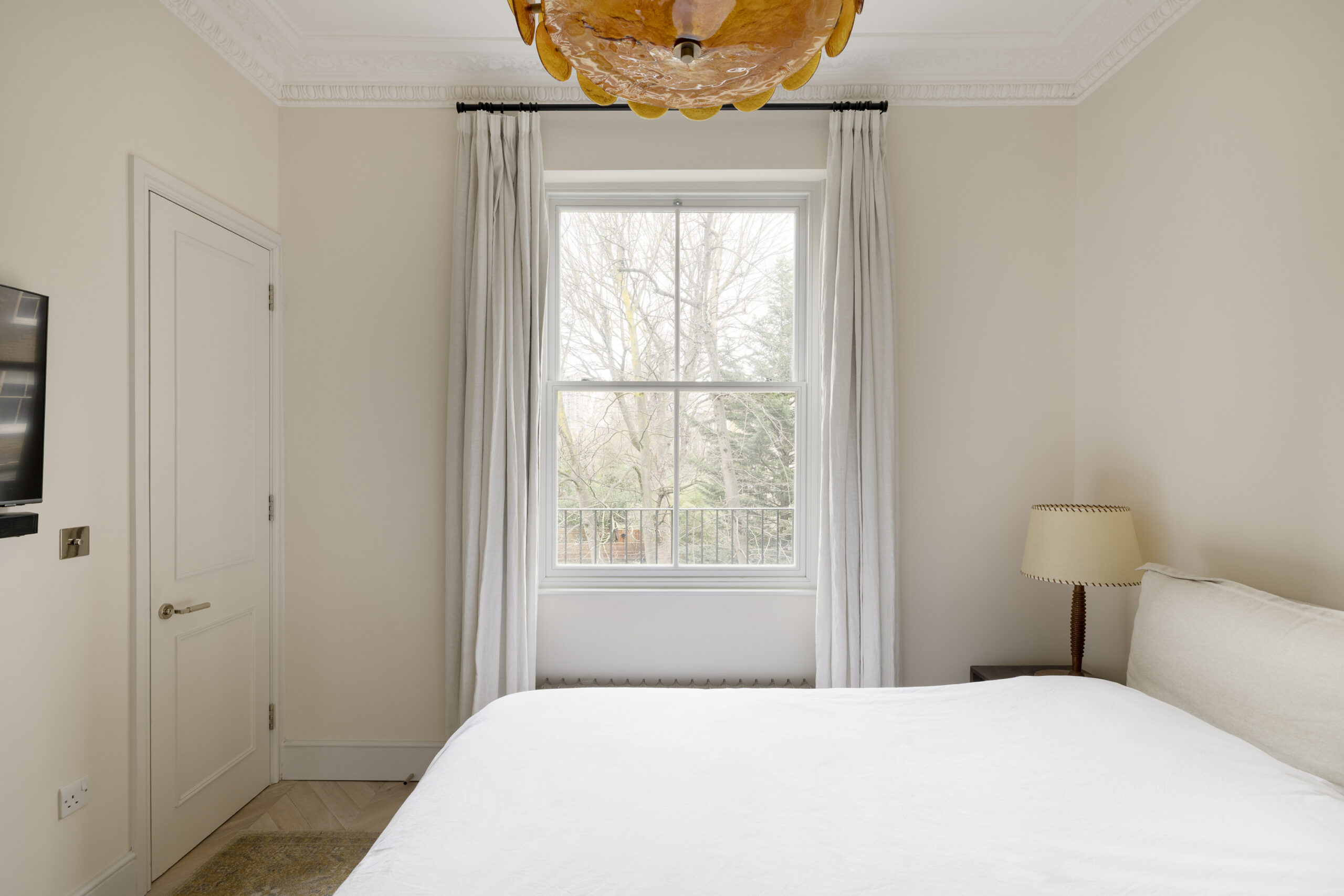 Notting-Hill-Apartment-For-Rent-Westbourne-Park-Road-1_Lo