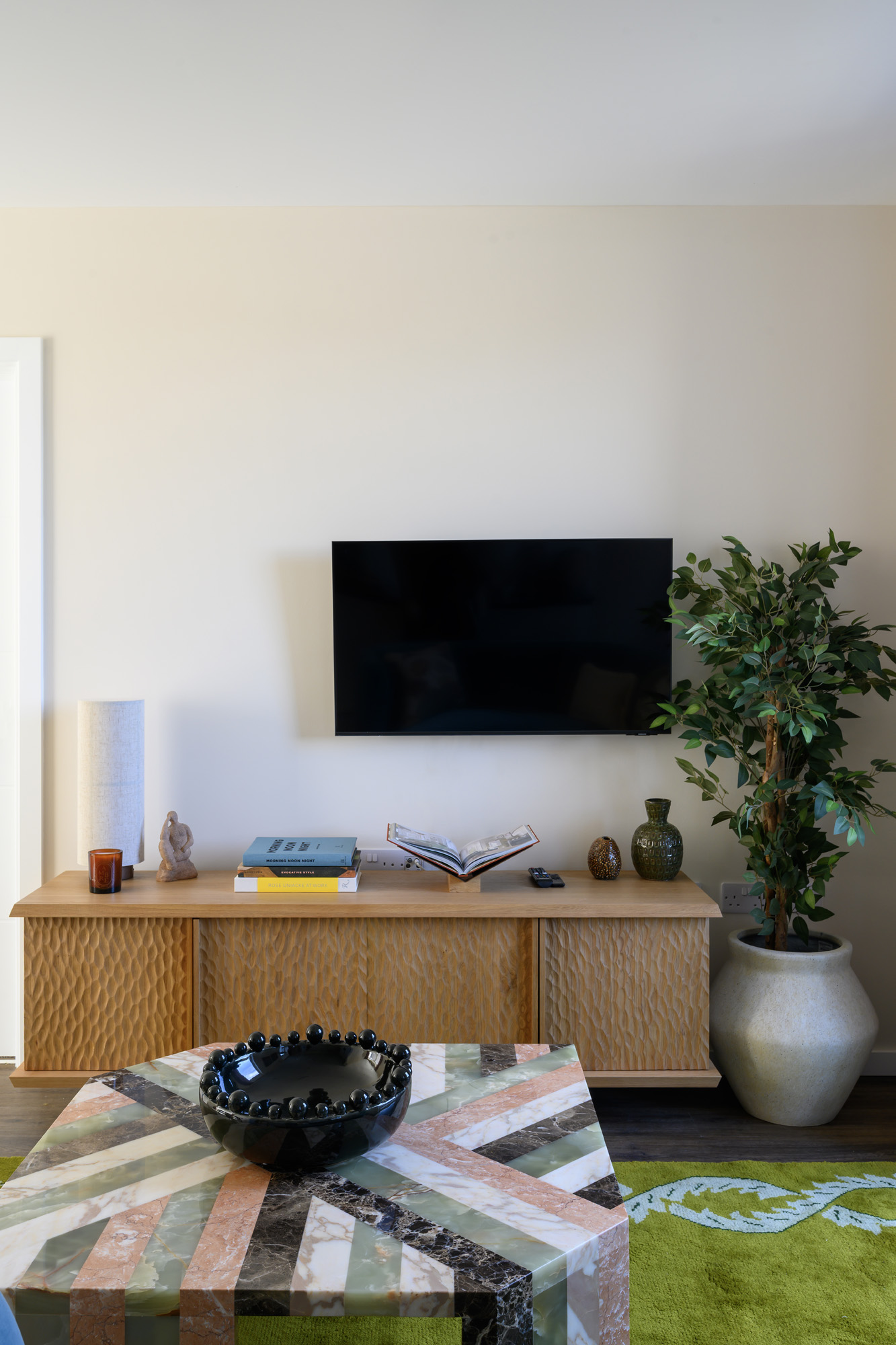 Notting-Hill-Apartment-For-Rent-Wheatstone-Gardens-16_Lo