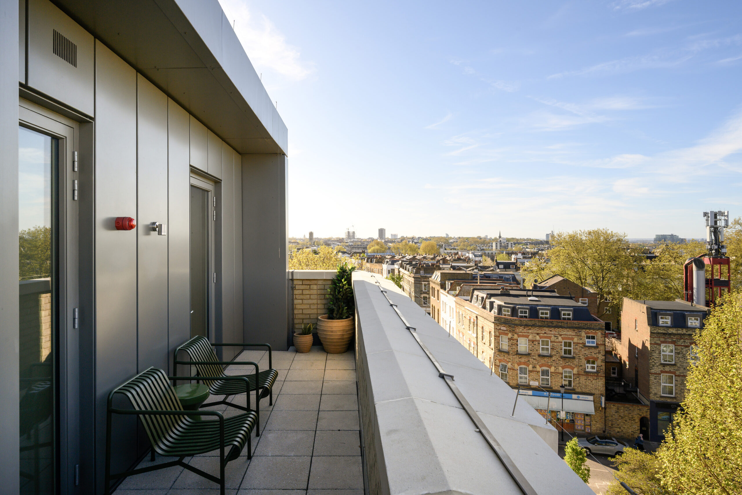 Notting-Hill-Apartment-For-Rent-Wheatstone-Gardens-5_Lo