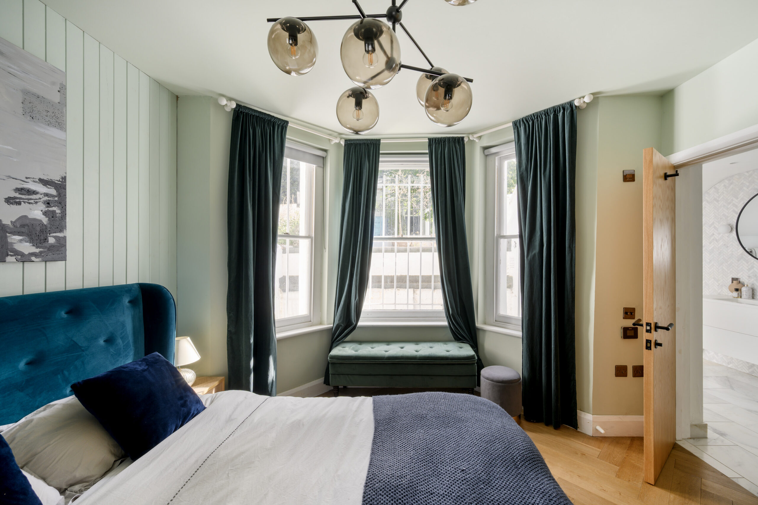 Notting-Hill-Apartment-For-Sale-Aldridge-Road-Villas-11_Lo