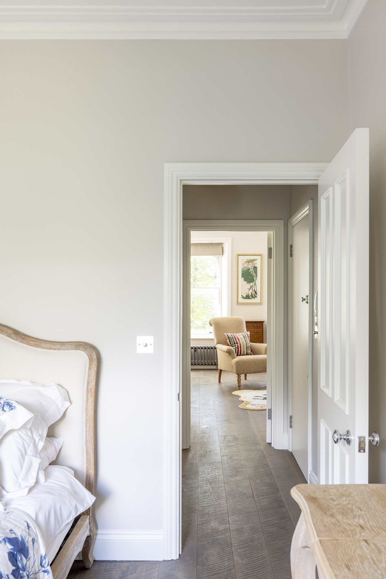 Notting-Hill-Apartment-For-Sale-Aldridge-Road-Villas-17_Lo