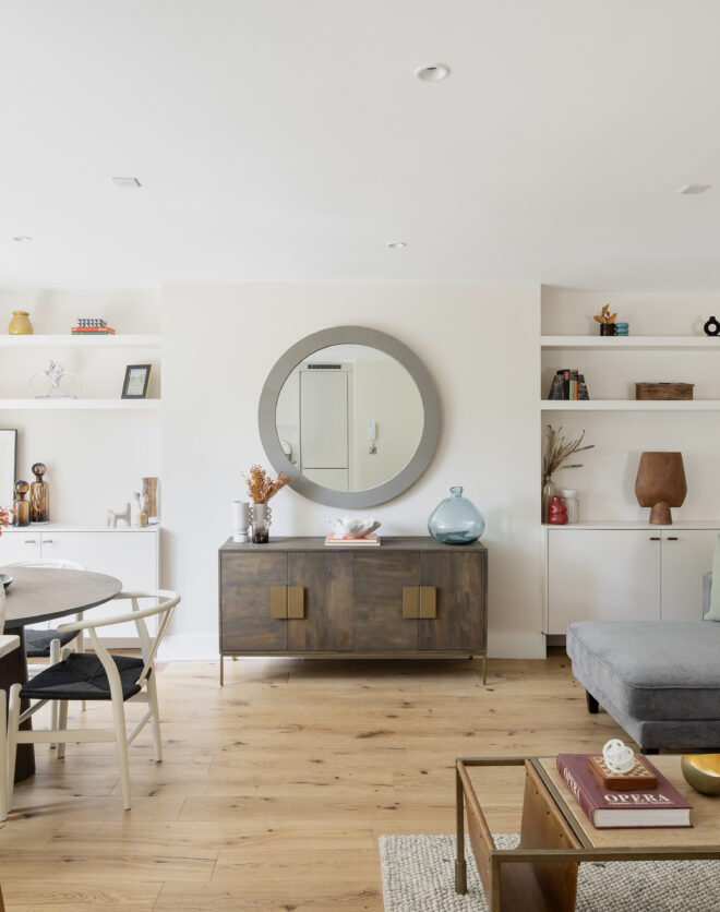 Open plan kitchen and reception room of a luxury Notting Hill duplex apartment for sale