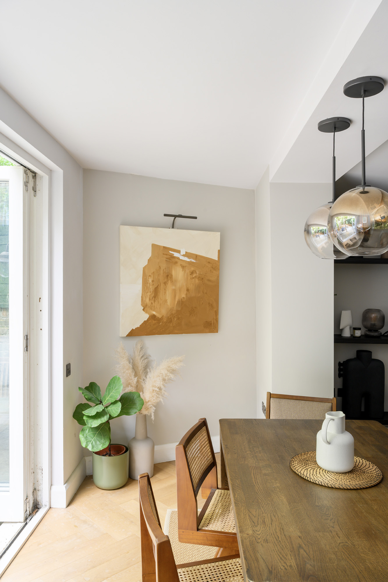Notting-Hill-Apartment-For-Sale-Aldridge-Road-Villas-27_Lo