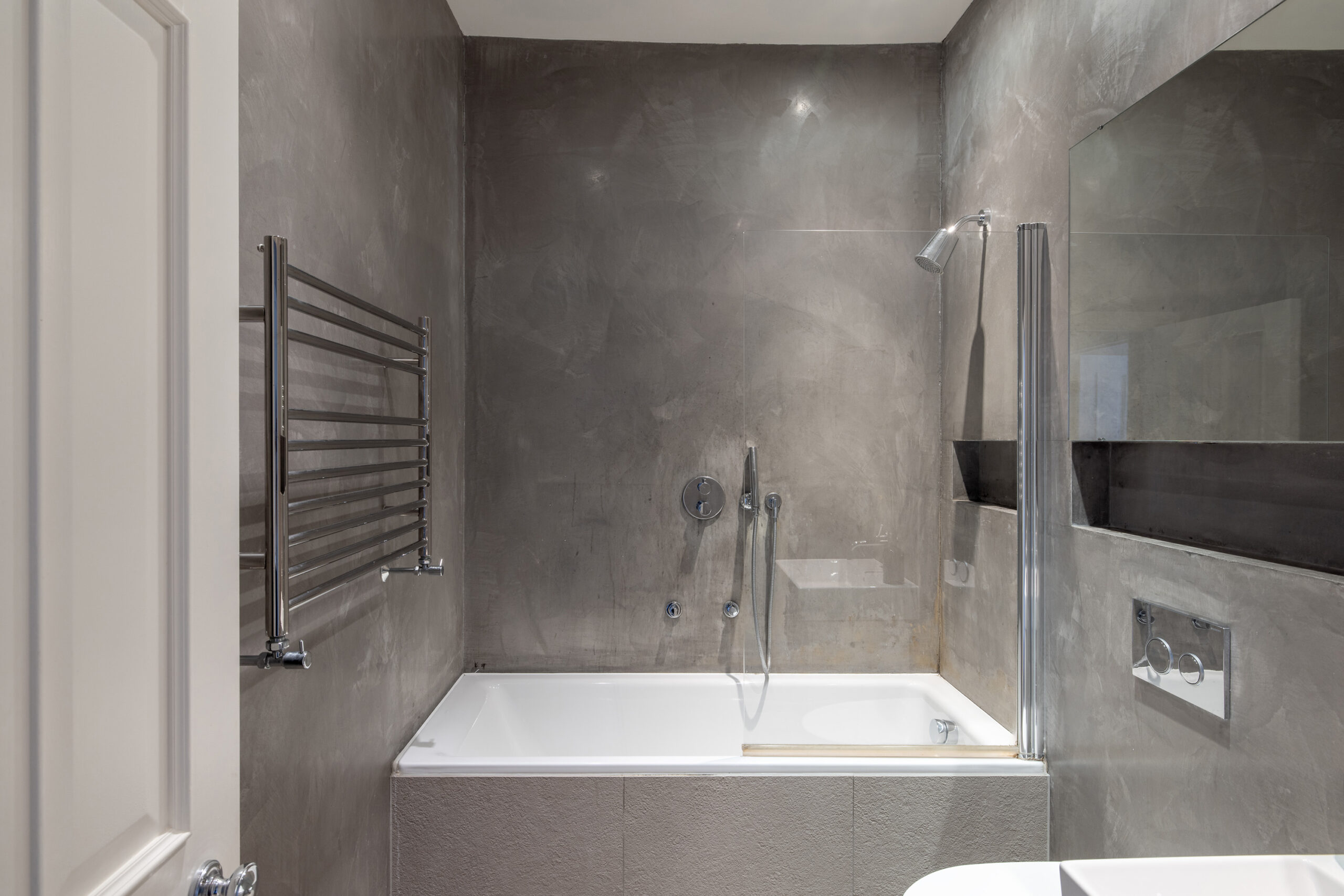 Notting-Hill-Apartment-For-Sale-Aldridge-Road-Villas-3_Lo