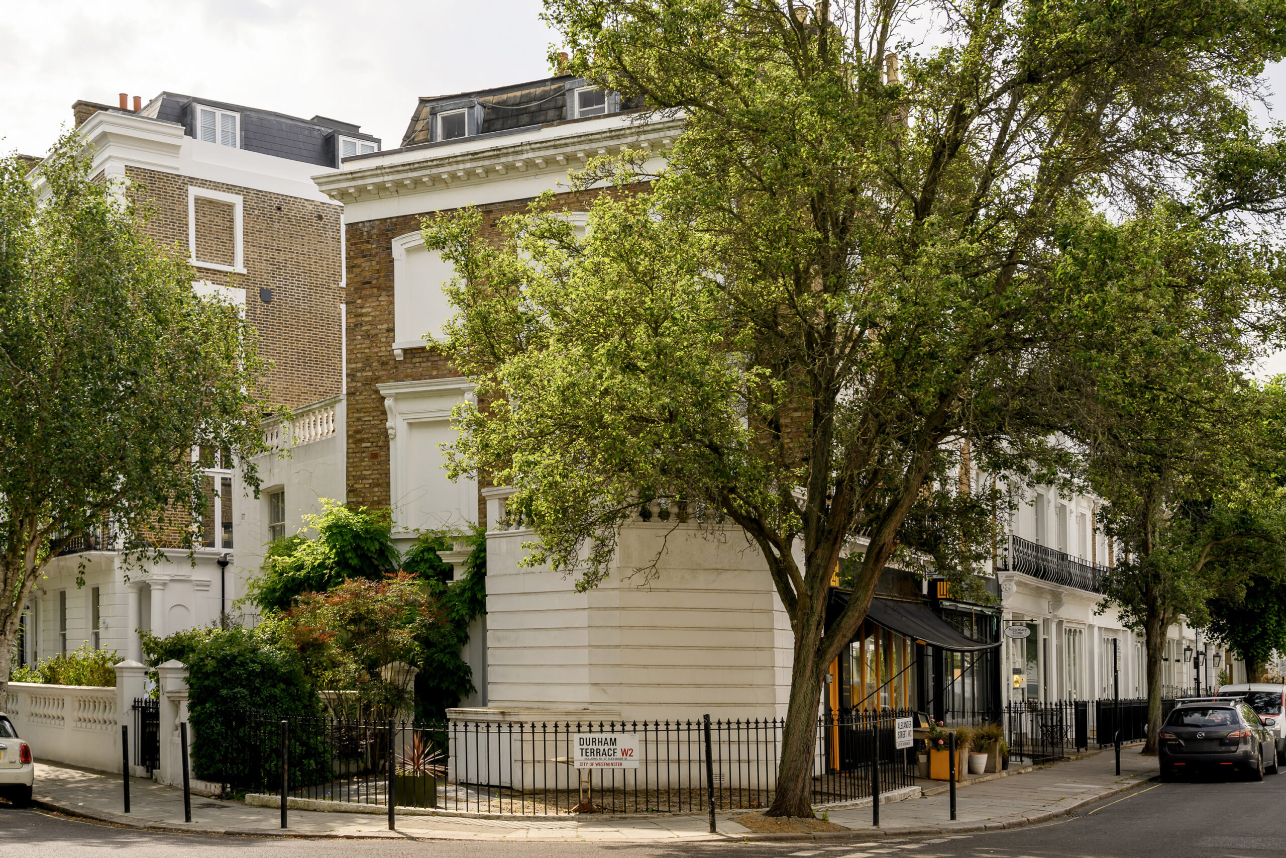 Notting-Hill-Apartment-For-Sale-Alexander-Street-36_Lo