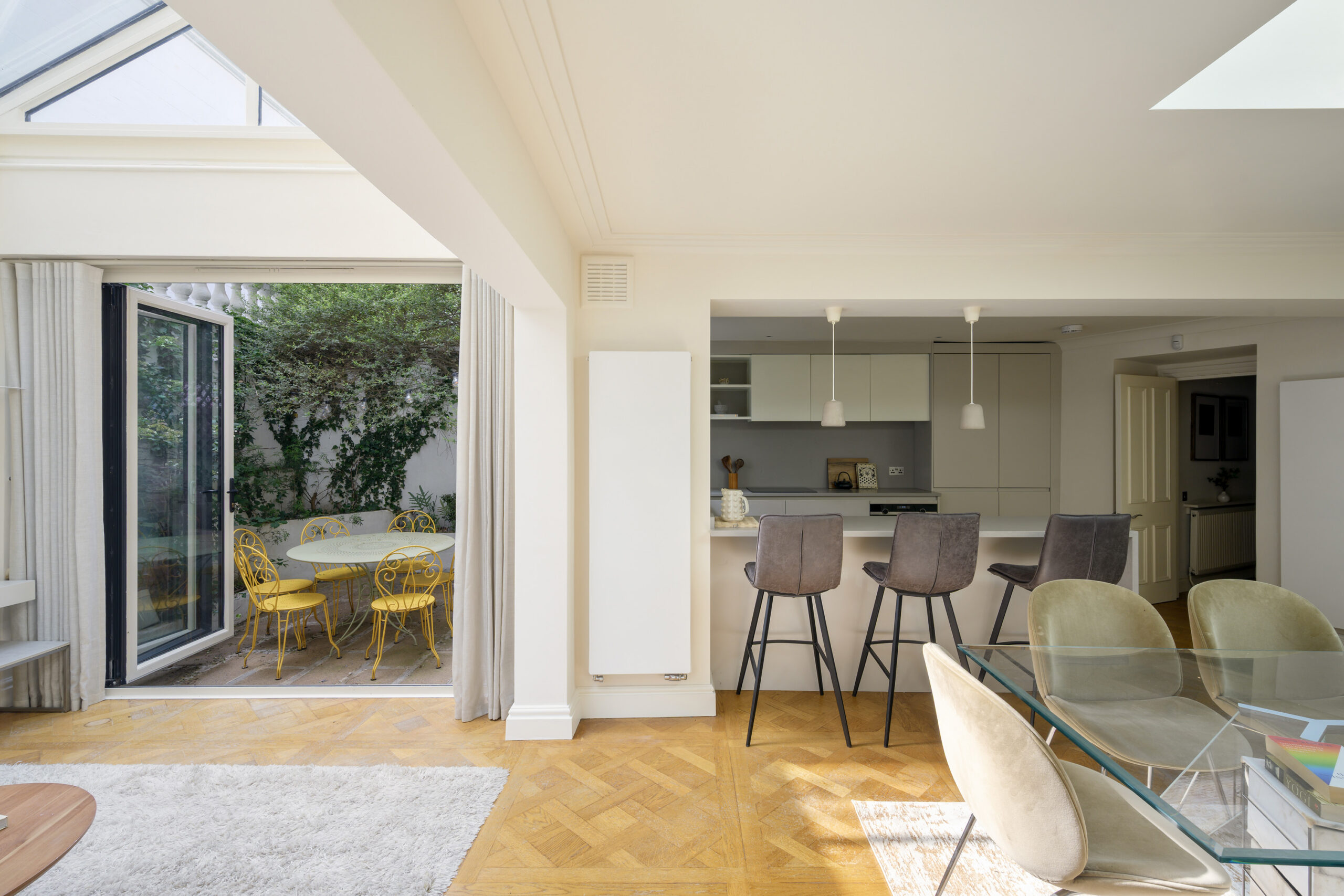 Notting-Hill-Apartment-For-Sale-Alexander-Street-5_Lo