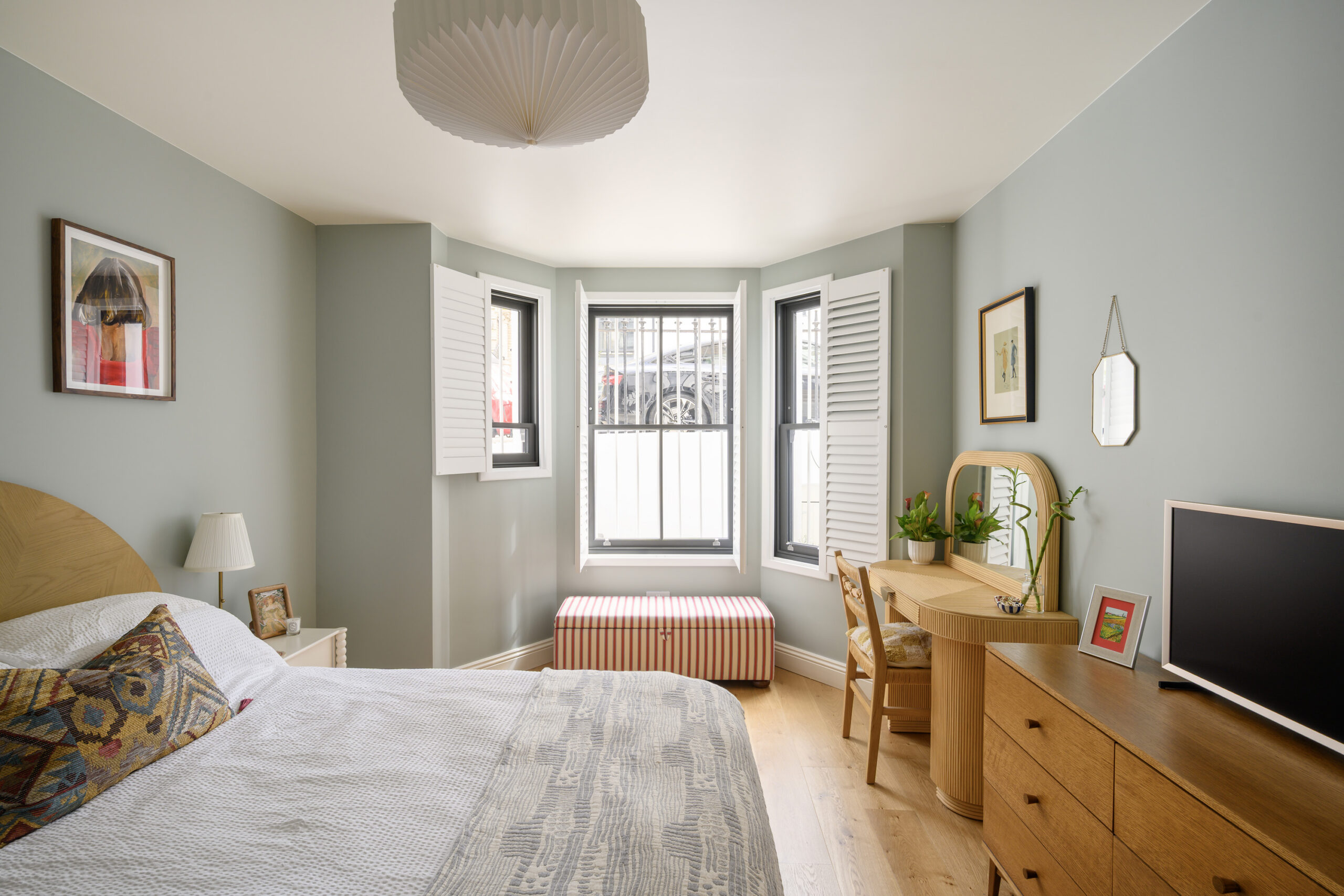 Notting-Hill-Apartment-For-Sale-Basing-Street-1_Lo