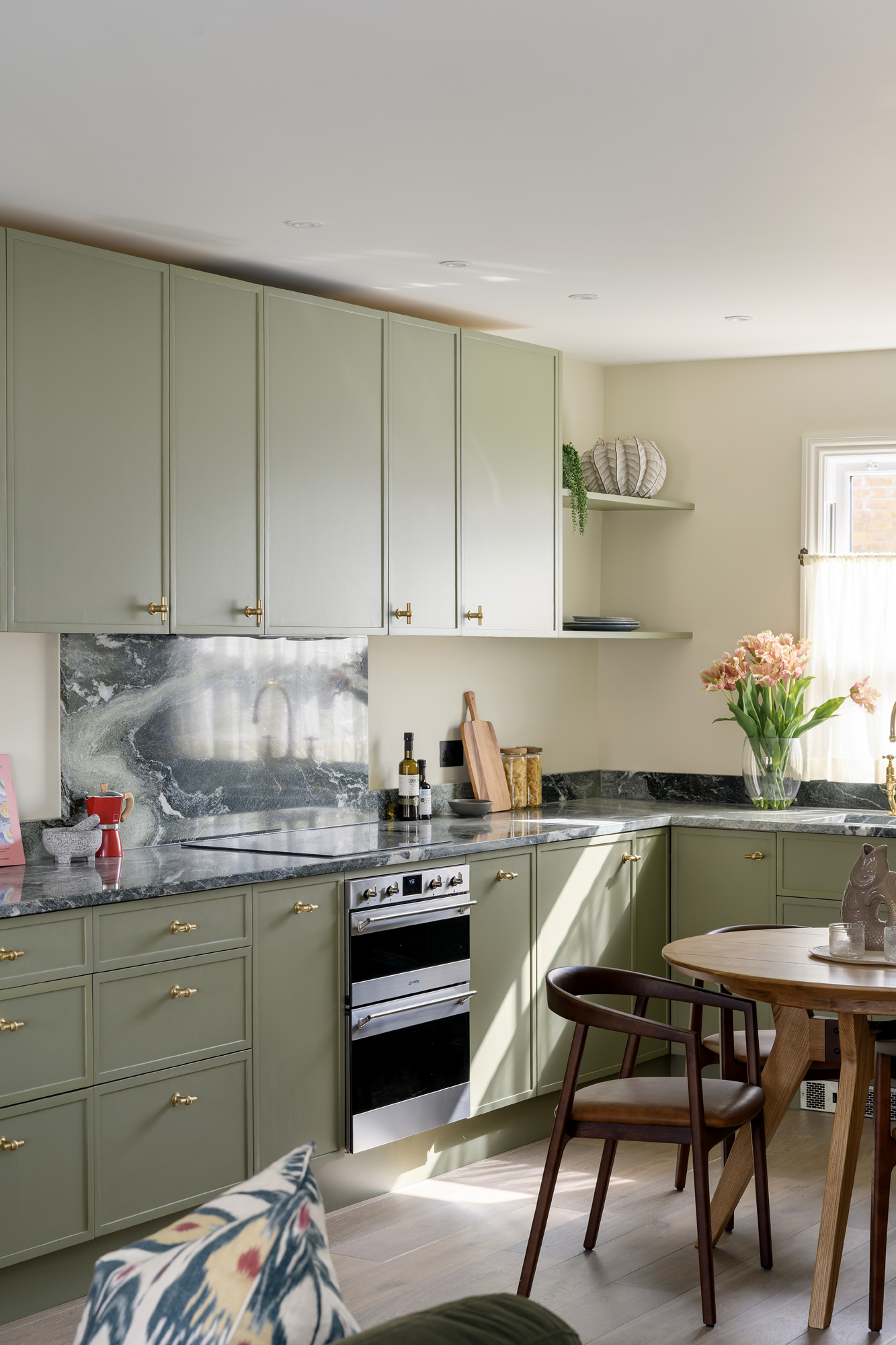 Notting-Hill-Apartment-For-Sale-Bonchurch-Road-13_Lo