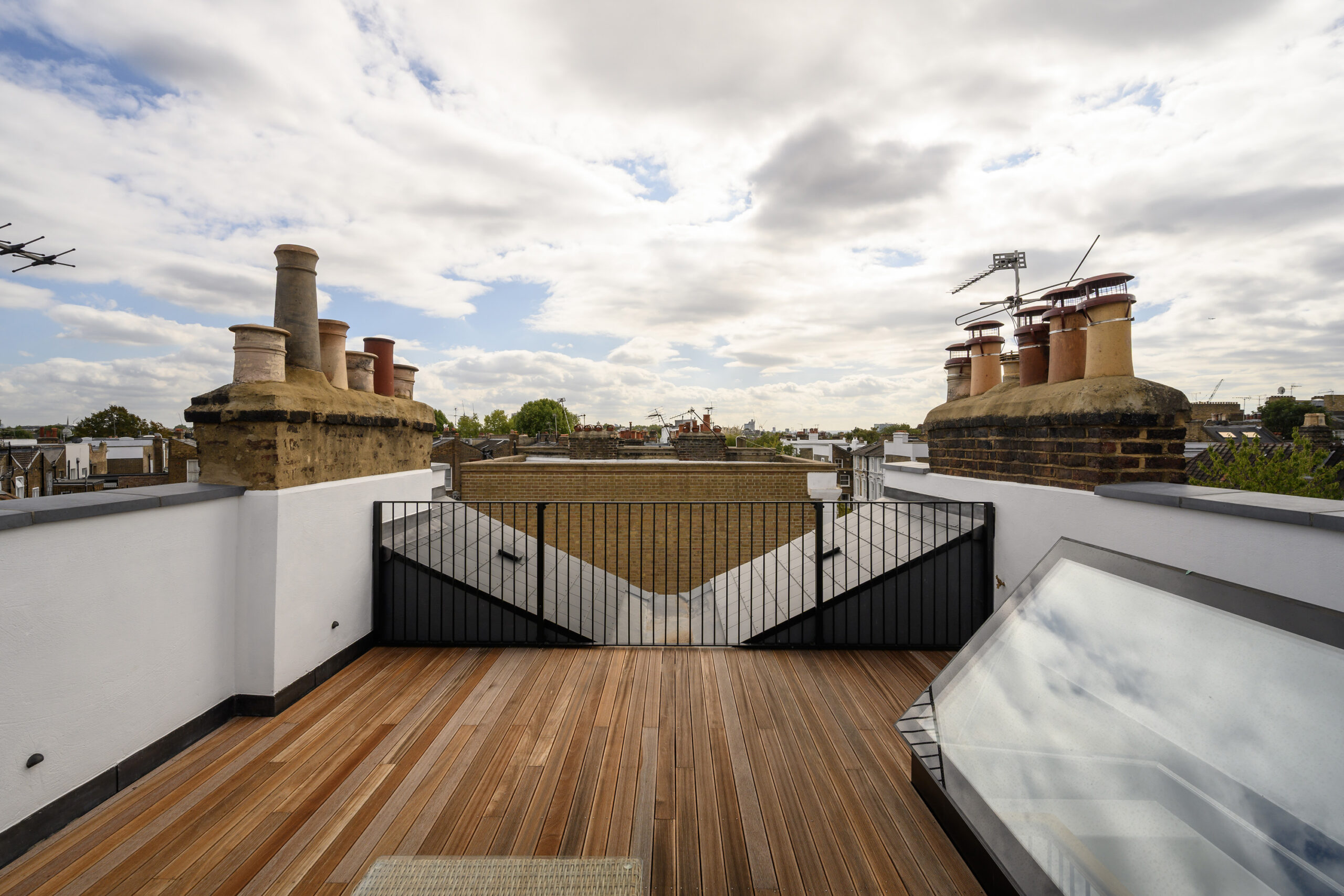 Notting-Hill-Apartment-For-Sale-Bonchurch-Road-2_Lo
