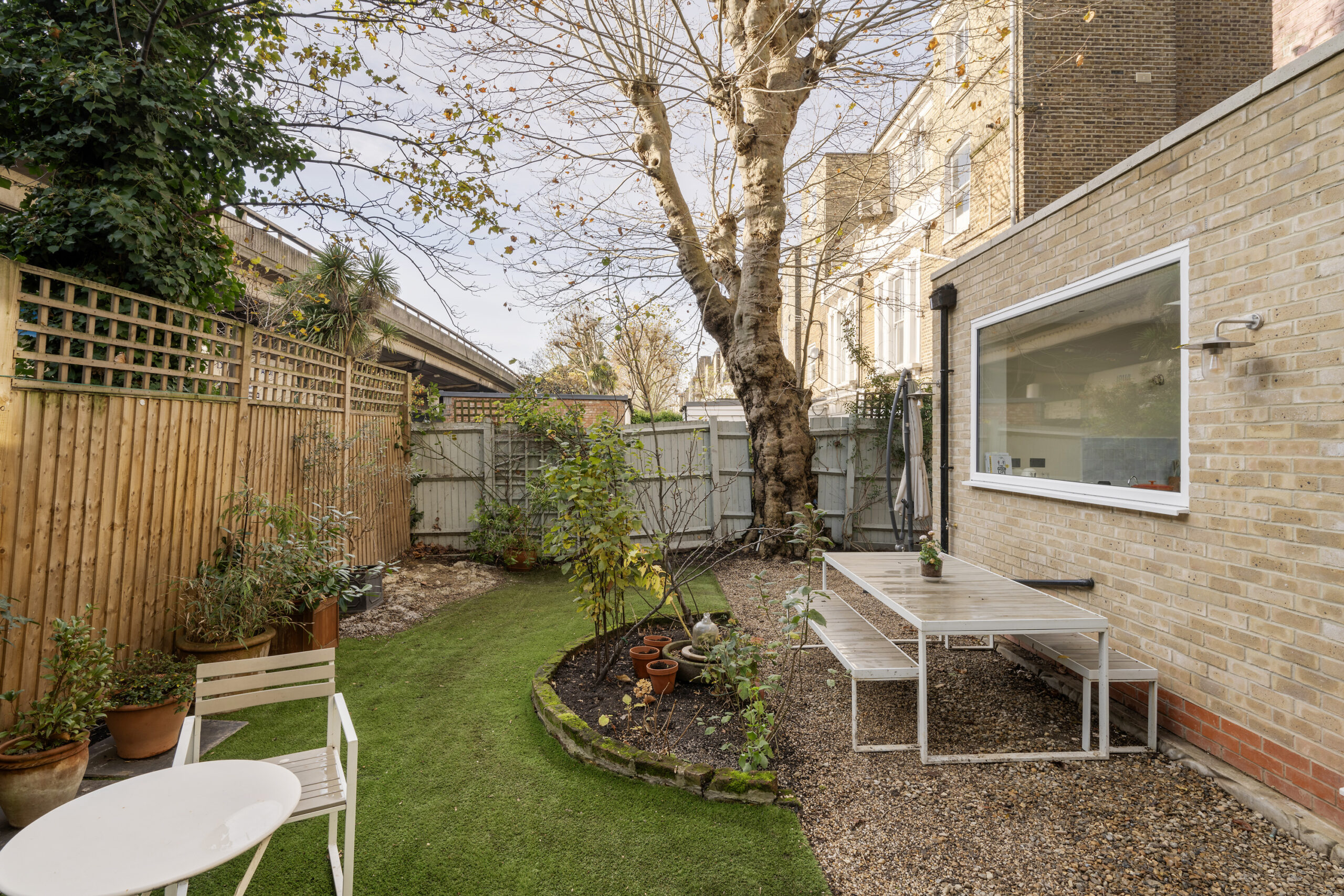 Notting-Hill-Apartment-For-Sale-Cambridge-Gardens-32_Lo