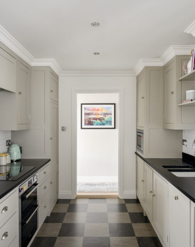 Notting-Hill-Apartment-For-Sale-Campden-Hill-Mansions-14_Lo