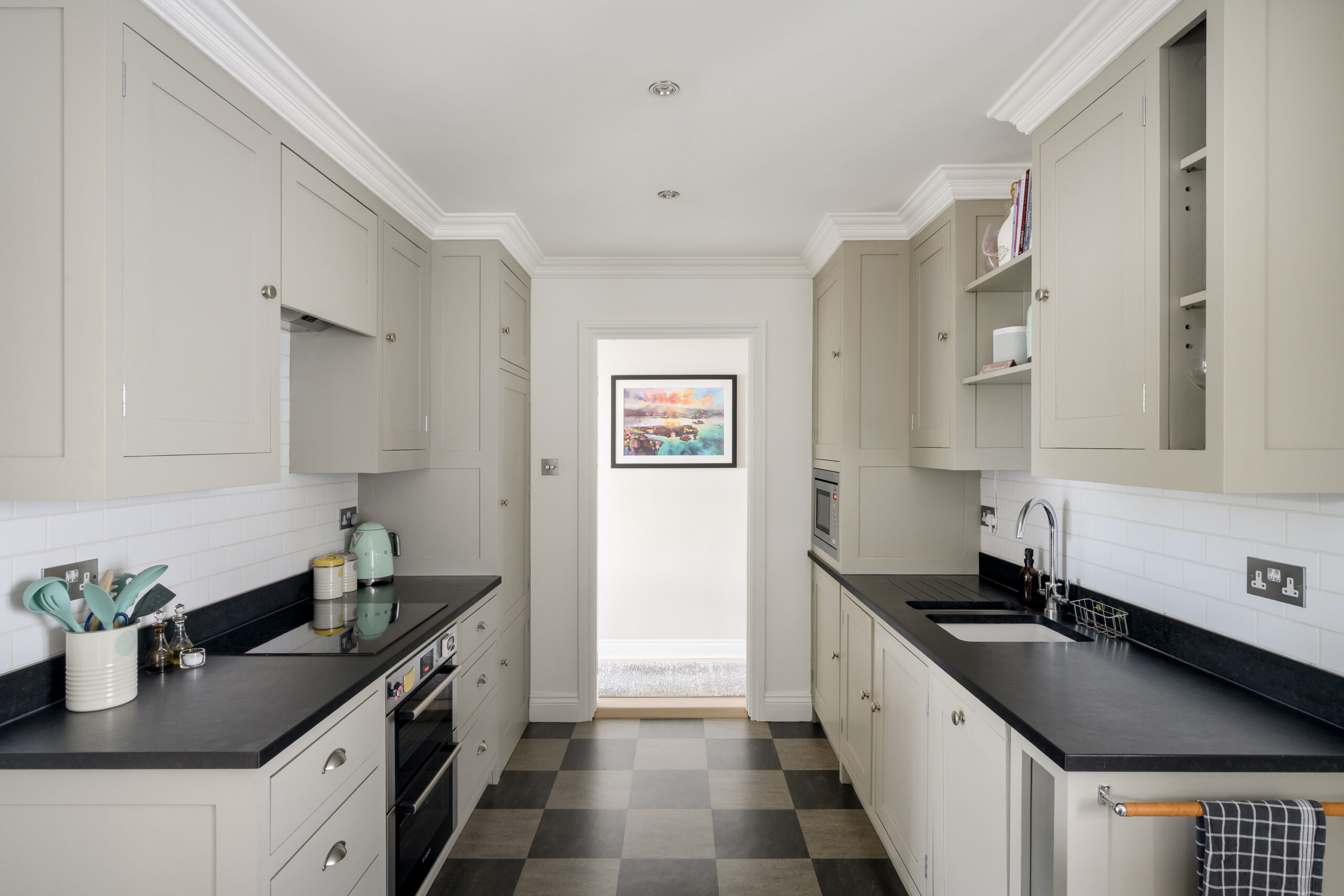 Notting-Hill-Apartment-For-Sale-Campden-Hill-Mansions-14_Lo