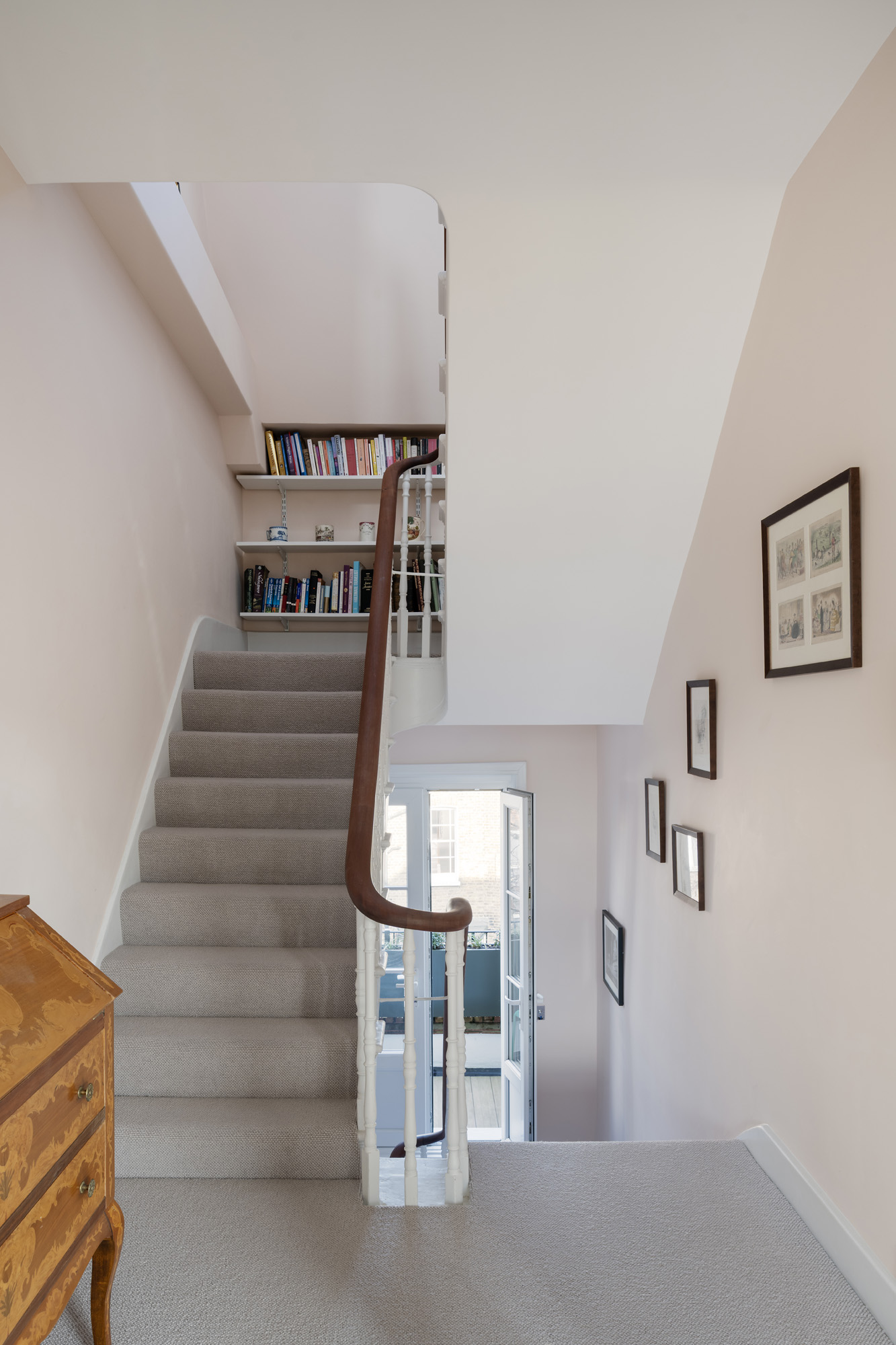 Notting-Hill-Apartment-For-Sale-Durham-Terrace-8_Lo