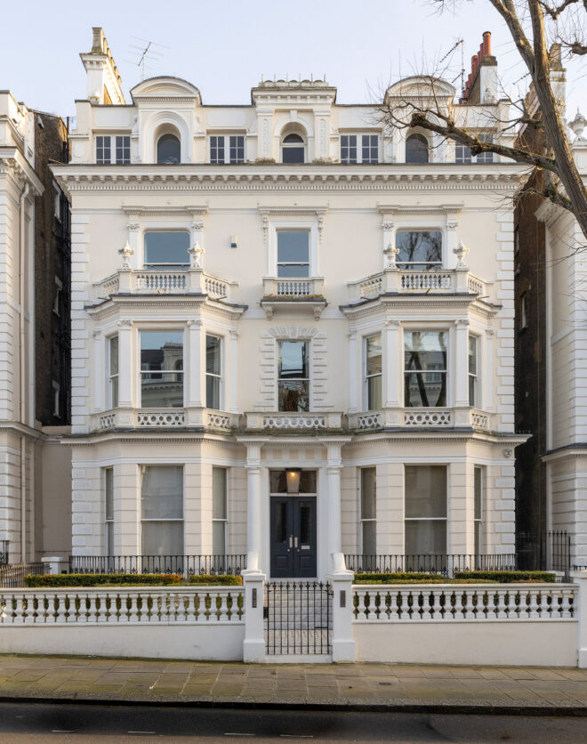 Notting-Hill-Apartment-For-Sale-Holland-Park-1_Lo_