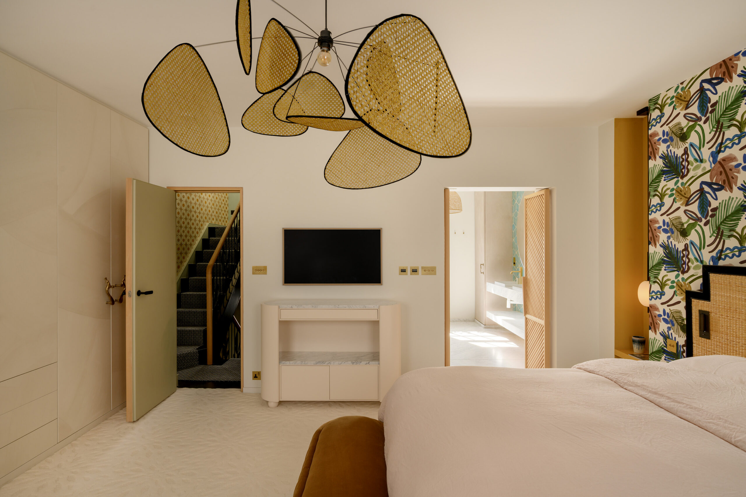 Notting-Hill-Apartment-For-Sale-Ledbury-Road-Shoot-2-50_Lo
