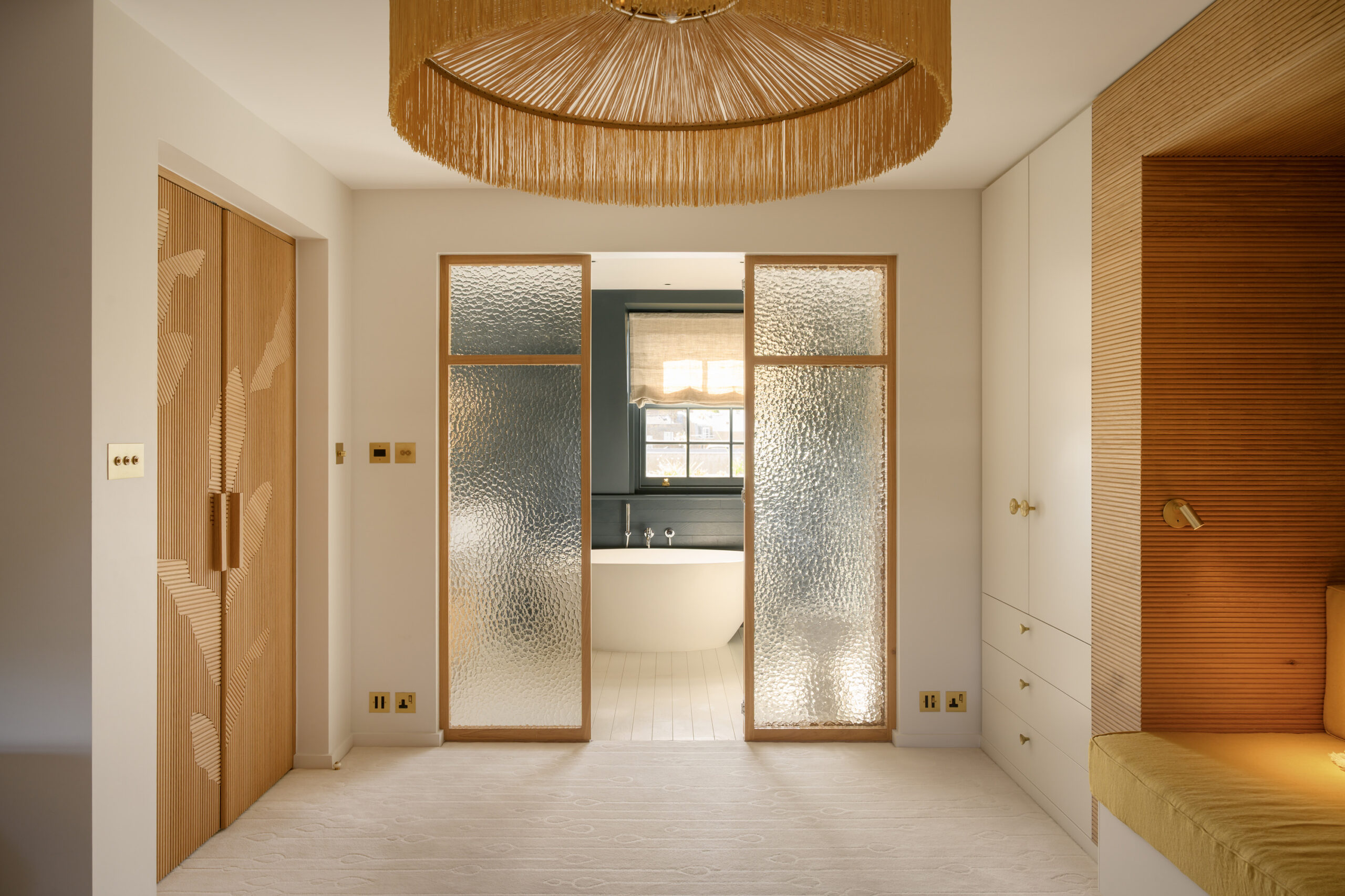 Notting-Hill-Apartment-For-Sale-Ledbury-Road-Shoot-2-71_Lo