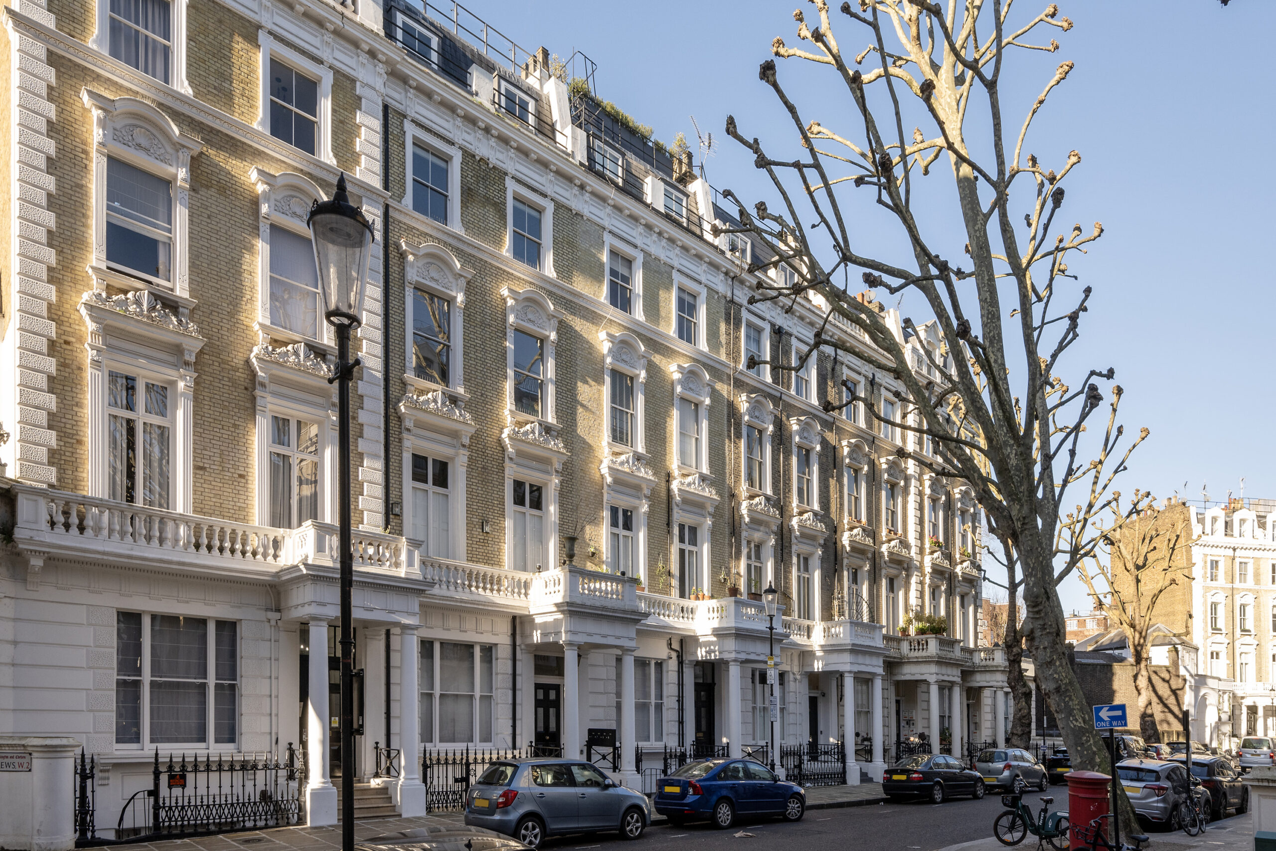 Notting-Hill-Apartment-For-Sale-Linden-Gardens-1_Lo