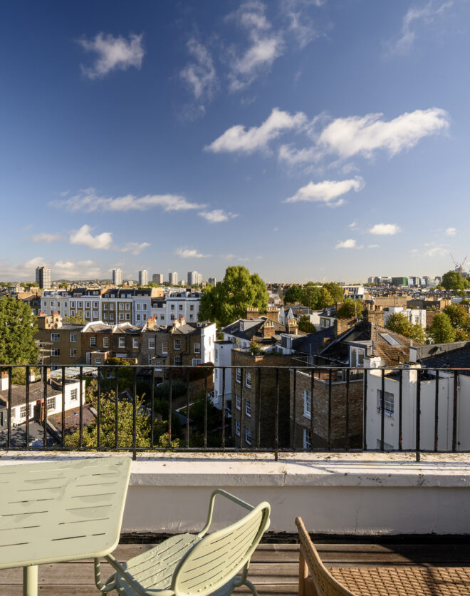 Notting-Hill-Apartment-For-Sale-Pembridge-Crescent-3_Lo