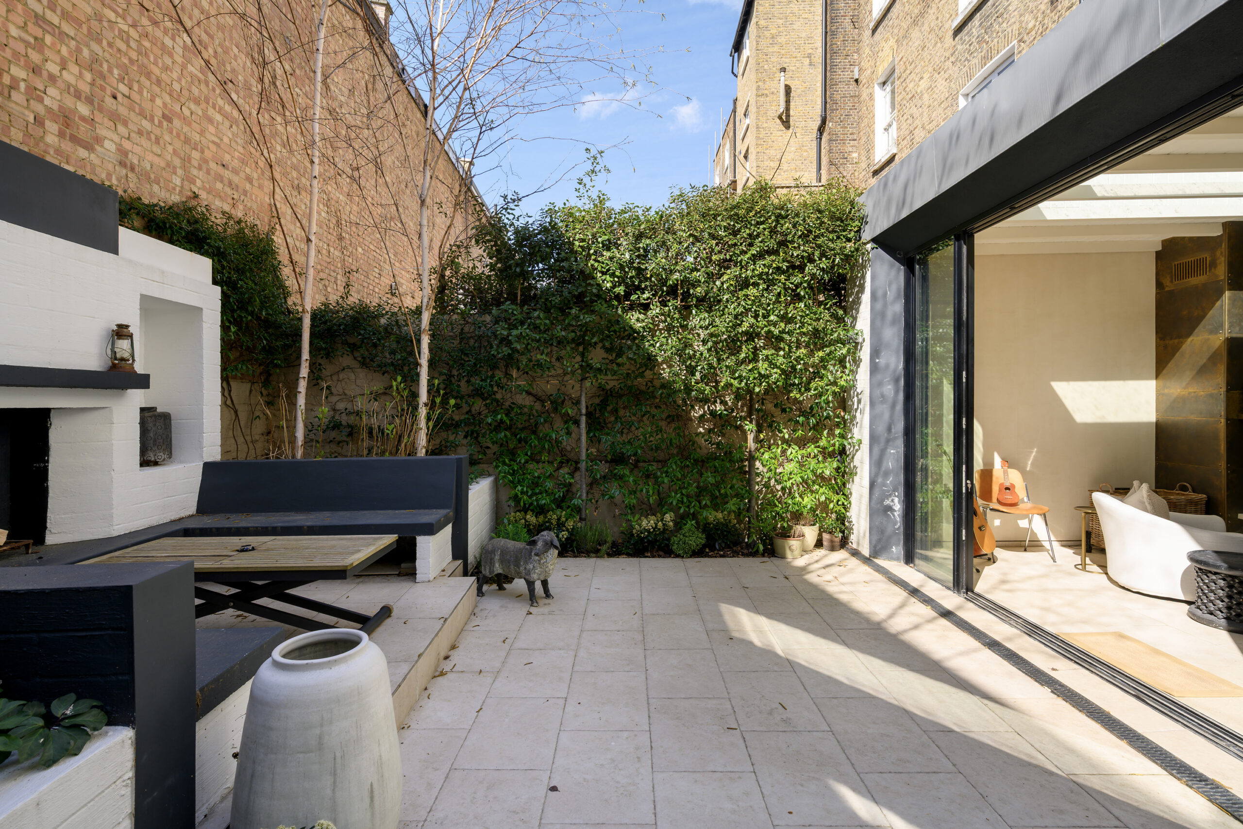 Notting-Hill-Apartment-For-Sale-Pembridge-Crescent-6_Lo