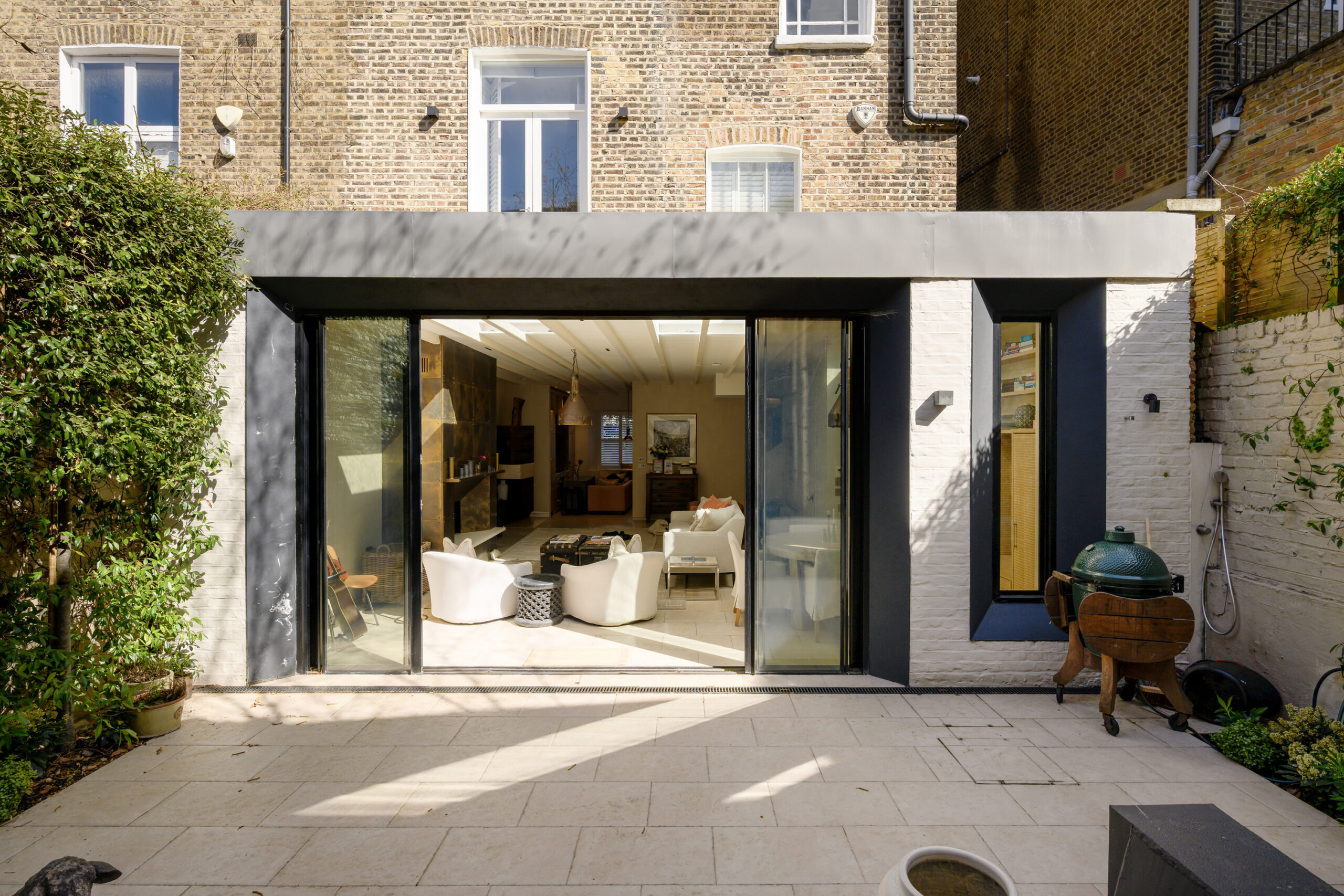 Notting-Hill-Apartment-For-Sale-Pembridge-Crescent-9_Lo