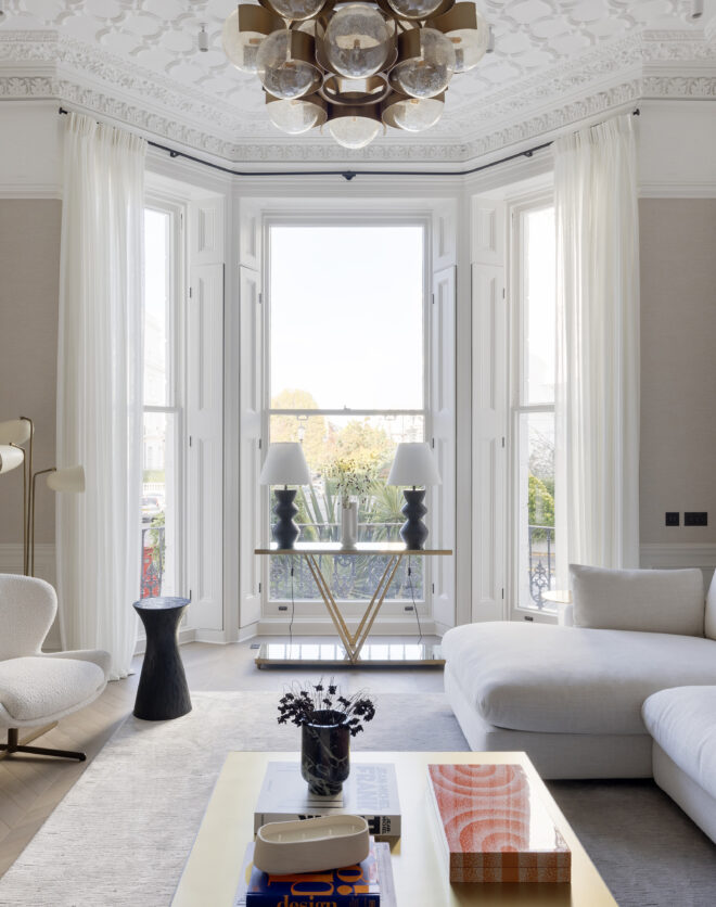 Notting-Hill-Apartment-For-Sale-Pembridge-Square-Reshoot-1_Lo