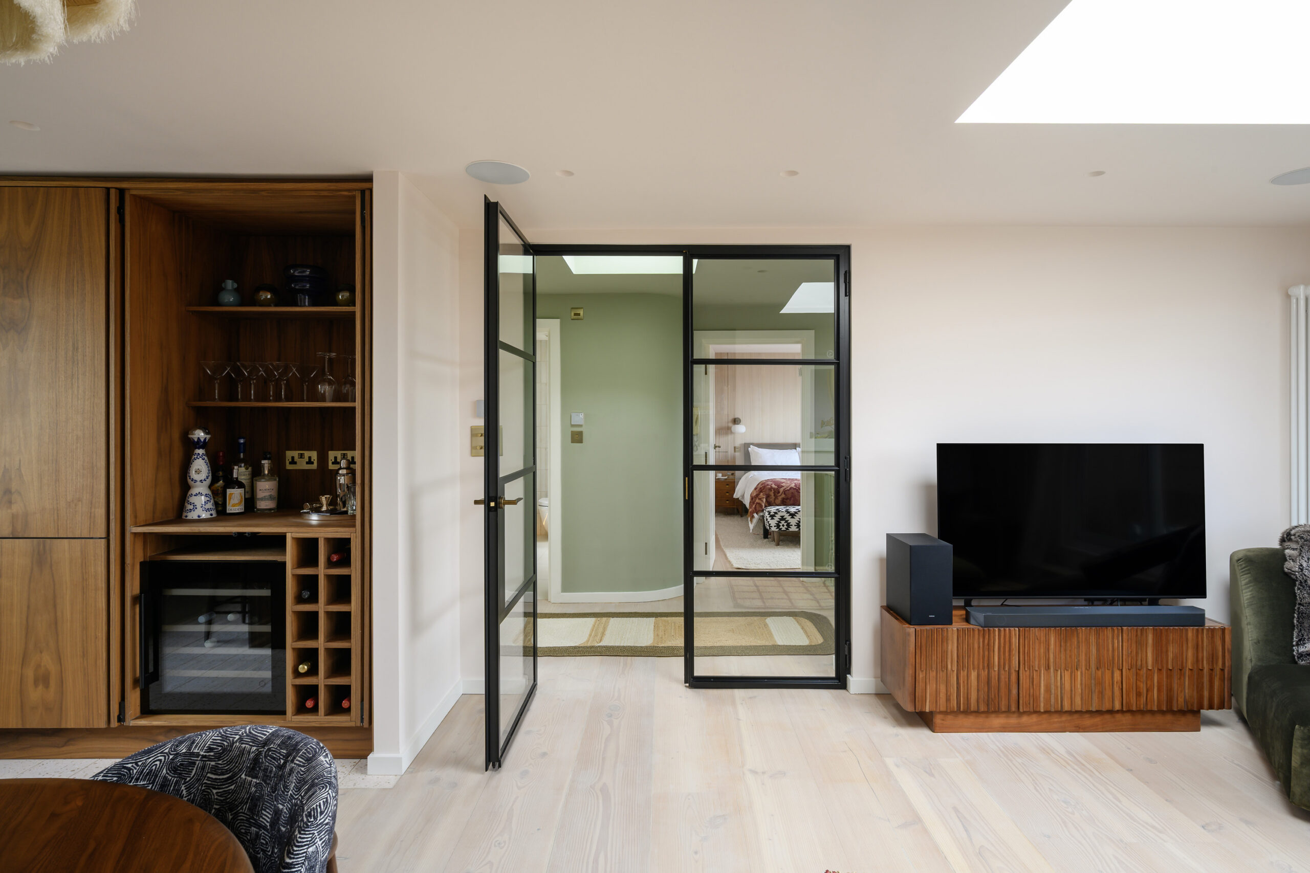 Notting-Hill-Apartment-For-Sale-Pembridge-Villas-18_Lo